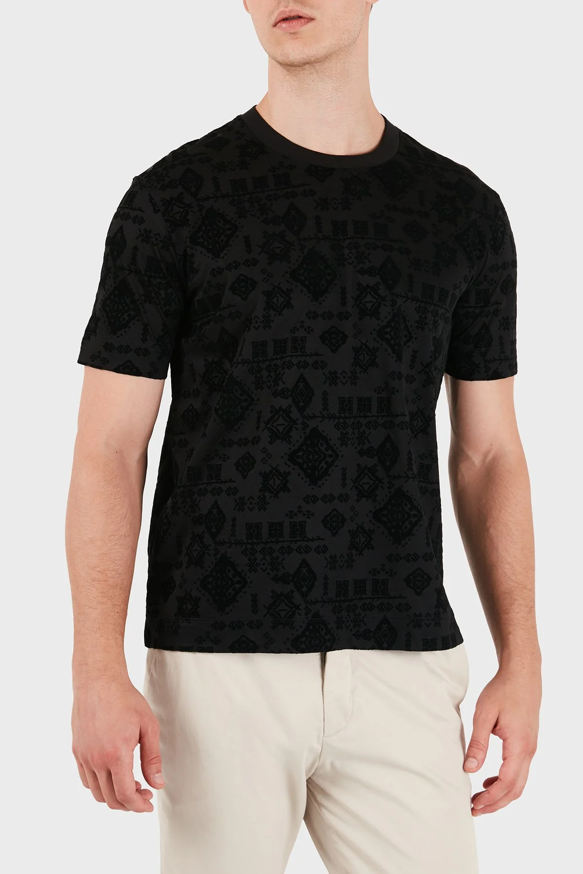Emporio Armani Logolu Pamuklu Kadife Detaylı Bisiklet Yaka Erkek T Shirt EM007343 AF10017 FC377 Siyah - 1