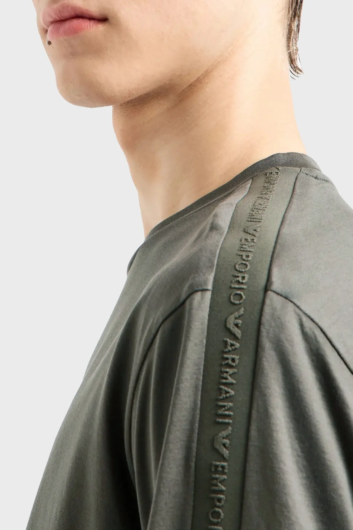 Emporio Armani Logolu Pamuklu Regular Fit Bisiklet Yaka Erkek T Shirt 6D1TD6 1JOSZ 06K0 HAKİ - 6