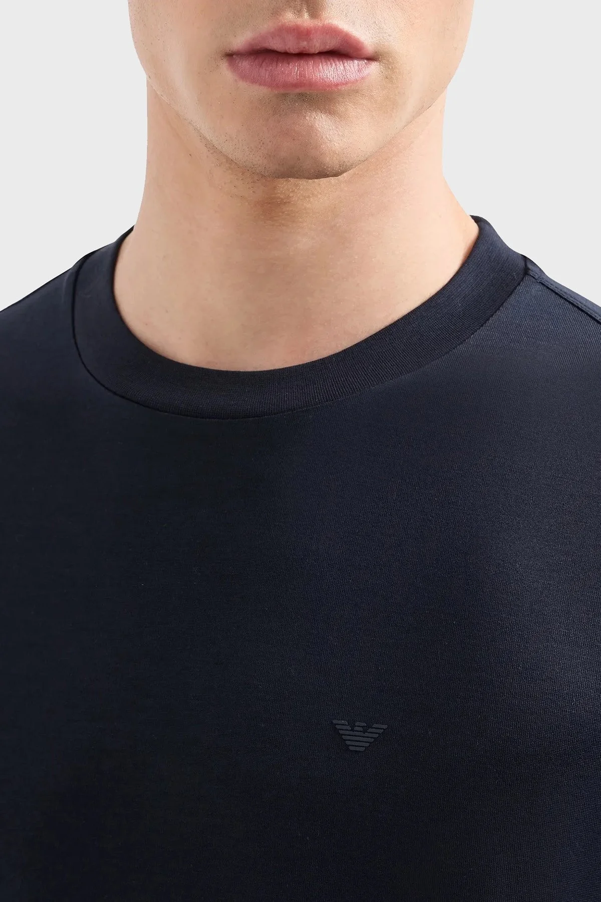 Emporio Armani Logolu Pamuklu Regular Fit Bisiklet Yaka Erkek T Shirt EM000311 AF10761 UB118 LACİVERT - 4