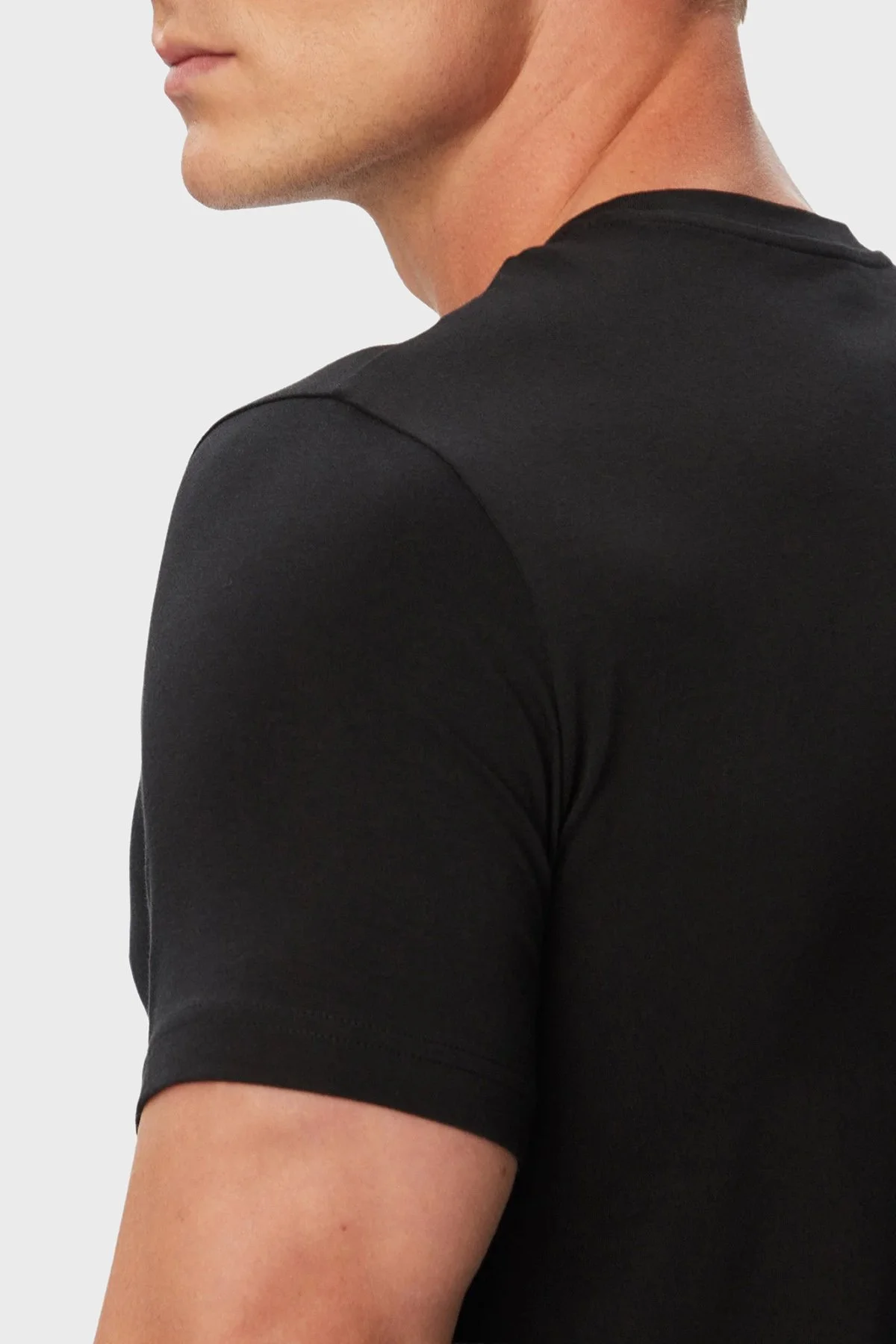 Emporio Armani Logolu Pamuklu Regular Fit Bisiklet Yaka Erkek T Shirt EM000377 AF25030 UC001 Siyah - 5