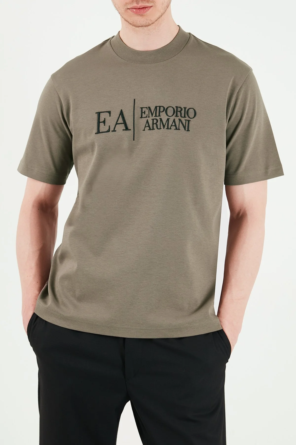 Emporio Armani Logolu Pamuklu Regular Fit Bisiklet Yaka Erkek T Shirt EM005551 AF25183 F6038 HAKİ - 1