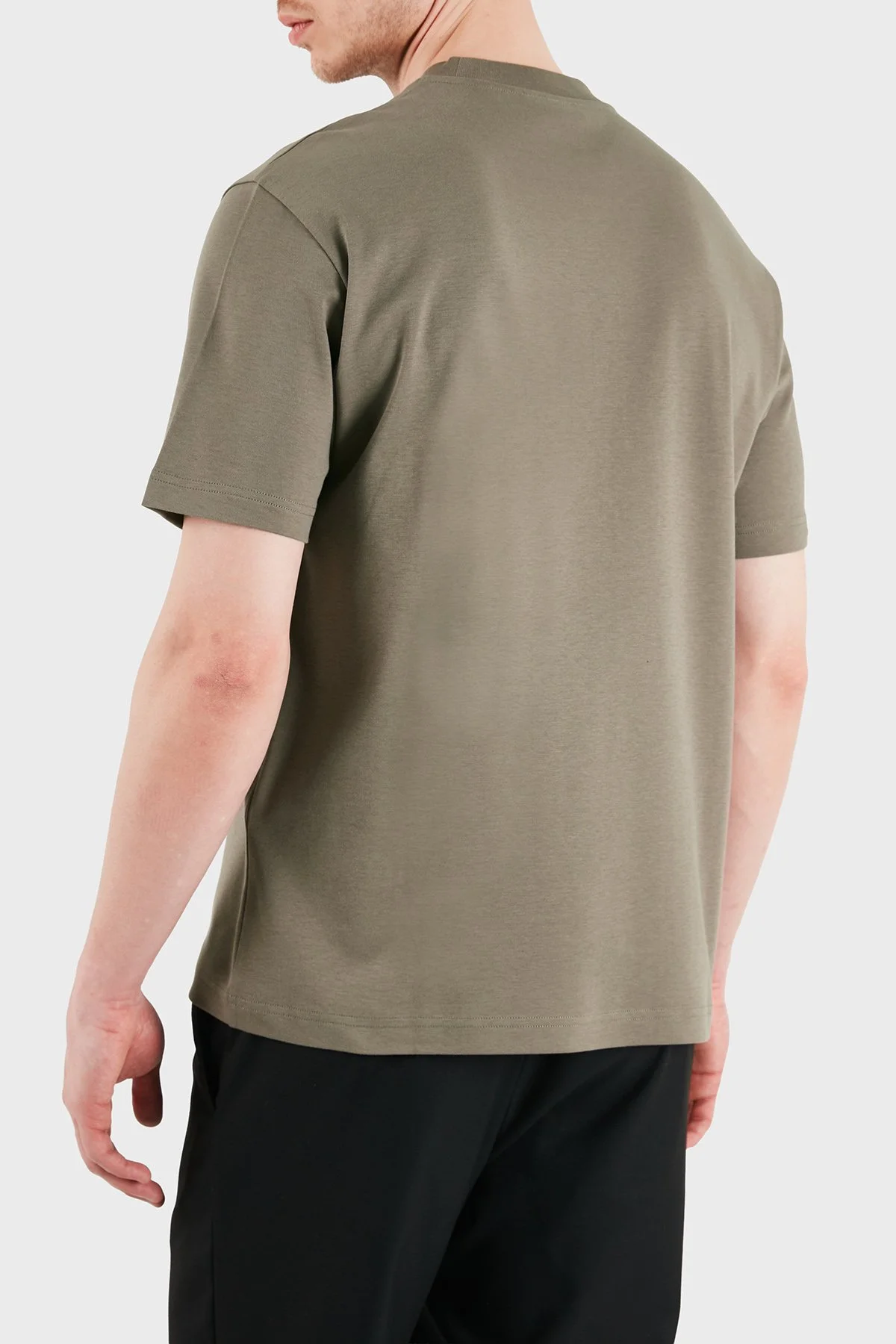 Emporio Armani Logolu Pamuklu Regular Fit Bisiklet Yaka Erkek T Shirt EM005551 AF25183 F6038 HAKİ - 3