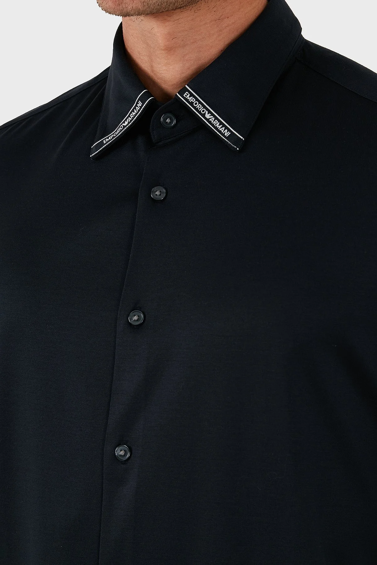 Emporio Armani Logolu Pamuklu Regular Fit Klasik Yaka Erkek Gömlek EM003055 AF10761 UB118 LACİVERT - 6