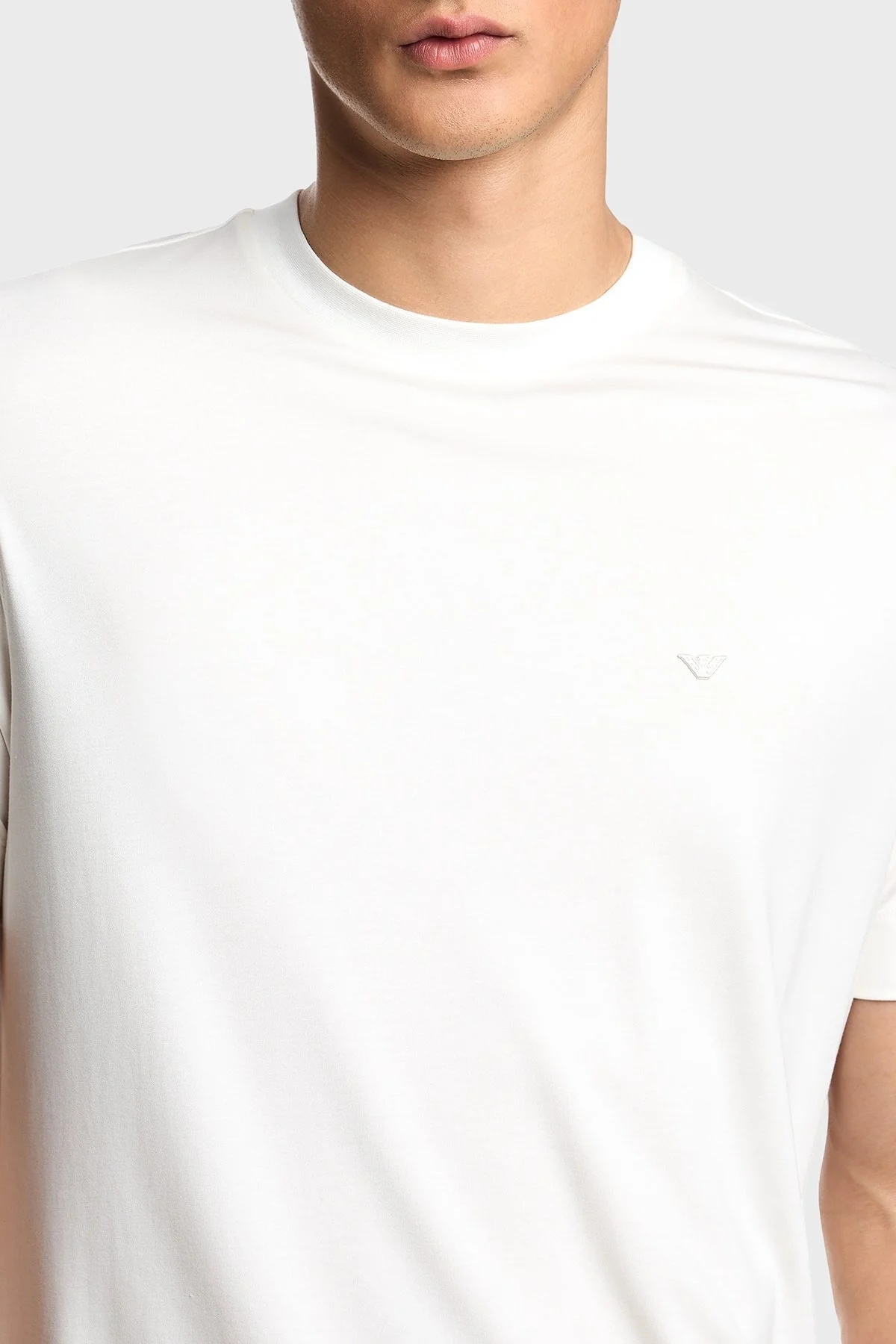 Emporio Armani Logolu Regular Fit Bisiklet Yaka Erkek T Shirt EM002996 AF13721 U0003 BEYAZ - 4