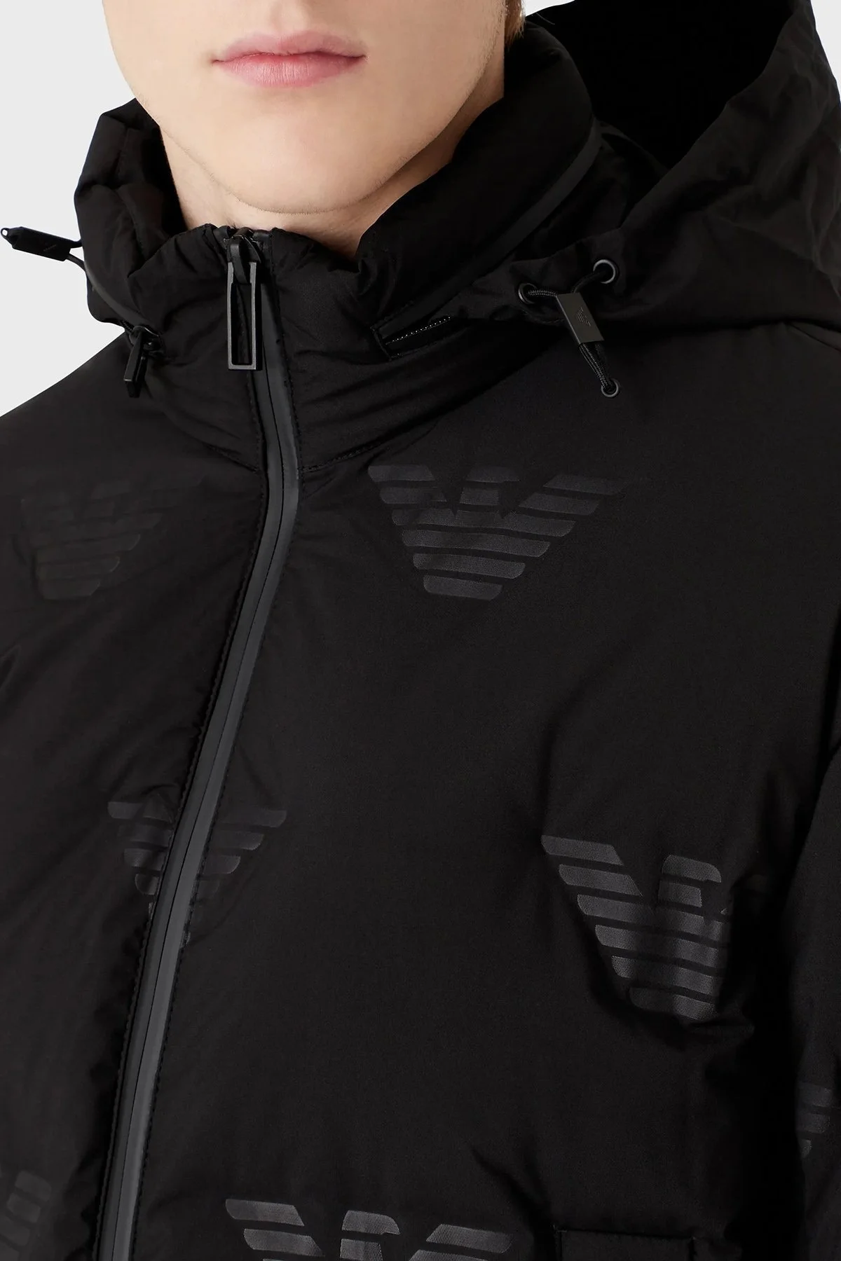 Emporio Armani Regular Fit Su ve Rüzgar Geçirmez Ördek Tüyü Dolgulu Erkek Mont 6L1BP4 1NNDZ 0999 SİYAH - 4