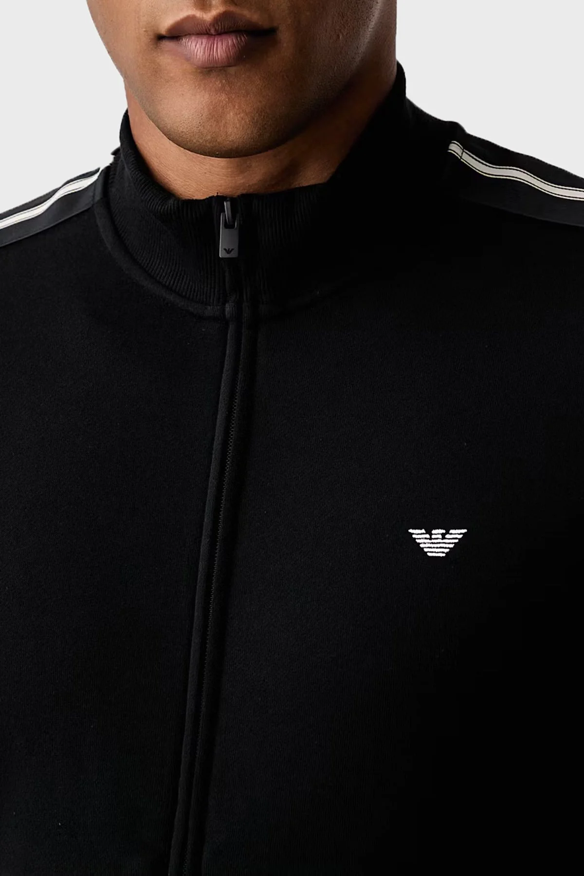 Emporio Armani Logolu Regular Fit Dik Yaka Erkek Eşofman Takımı EM006961 AF25024 UC001 Siyah - 5