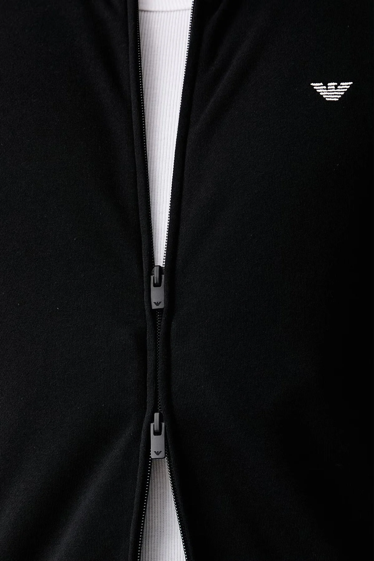 Emporio Armani Logolu Regular Fit Dik Yaka Erkek Eşofman Takımı EM006961 AF25024 UC001 Siyah - 6