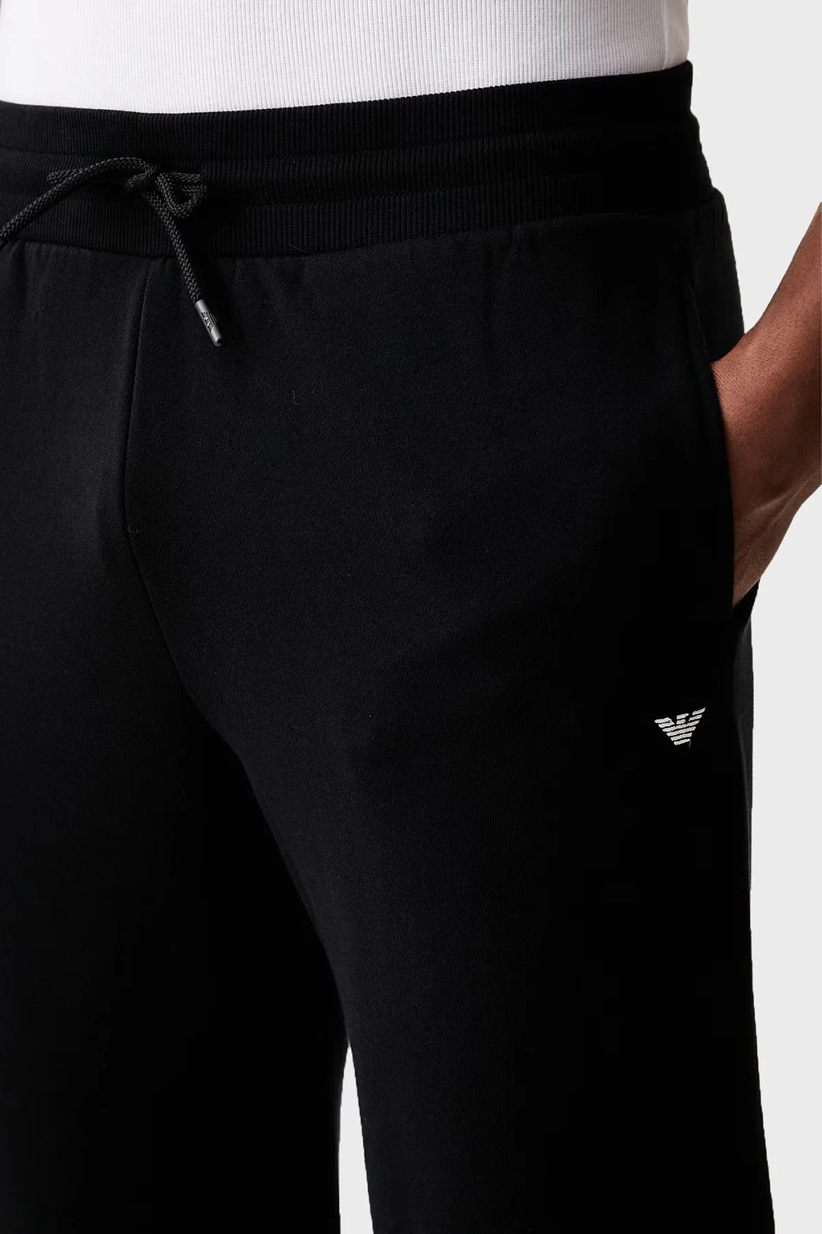 Emporio Armani Logolu Regular Fit Dik Yaka Erkek Eşofman Takımı EM006961 AF25024 UC001 Siyah - 7
