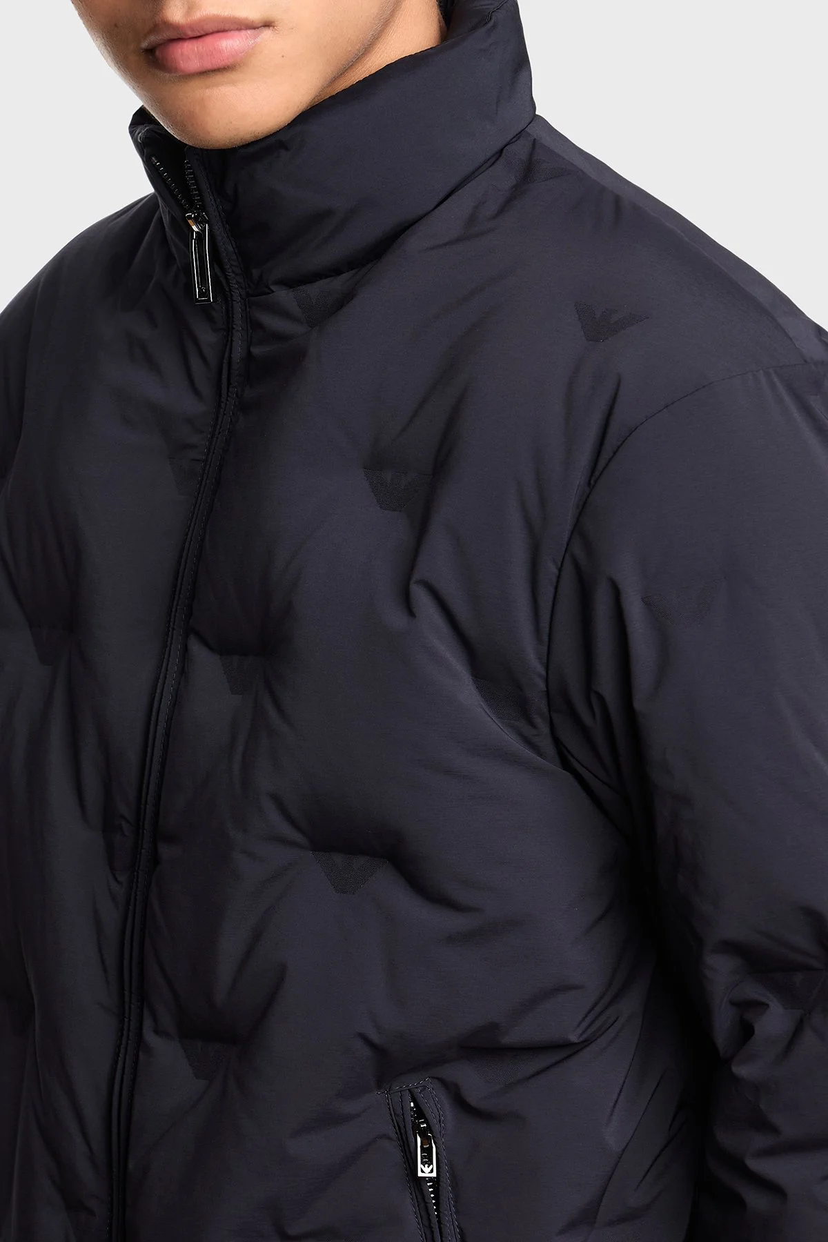 Emporio Armani Logolu Regular Fit Dik Yaka Erkek Mont EM003045 AF18232 UB118 LACİVERT - 4