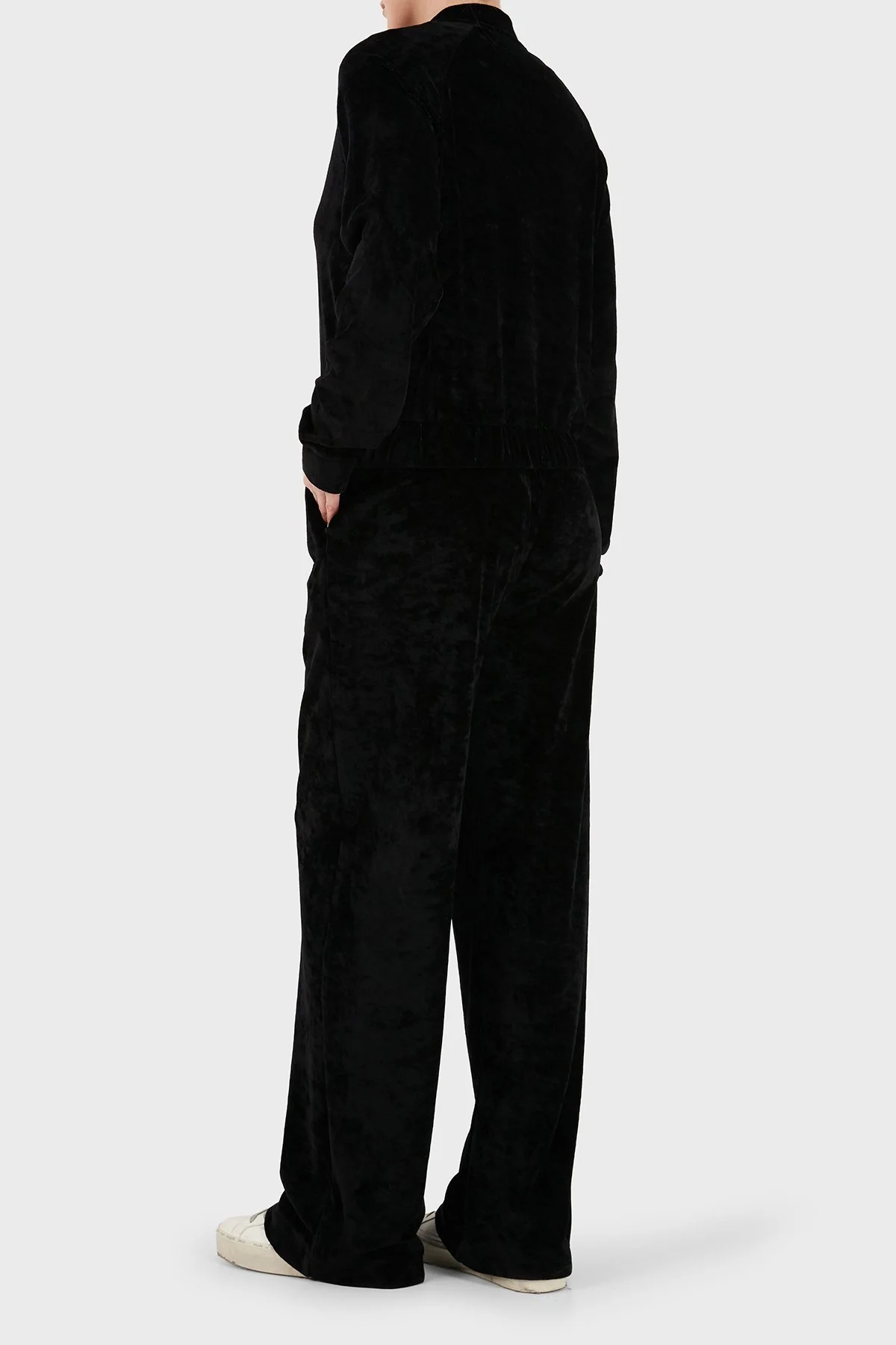 Emporio Armani Logolu Regular Fit Düz Paça Kadife Dokulu Kadın Eşofman Takımı EW004750 AF26228 UC001 Siyah - 2