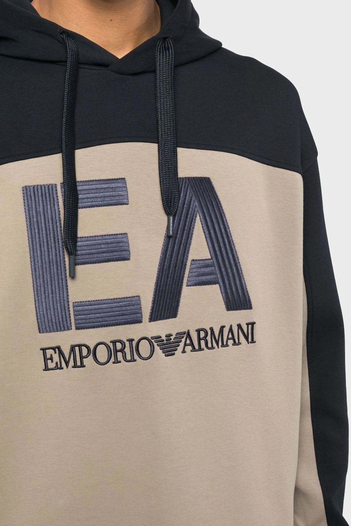 Emporio Armani Logolu Regular Fit Kapüşonlu Pamuklu Erkek Sweat 6L1MB1 1JHSZ 0137 BEJ - 2