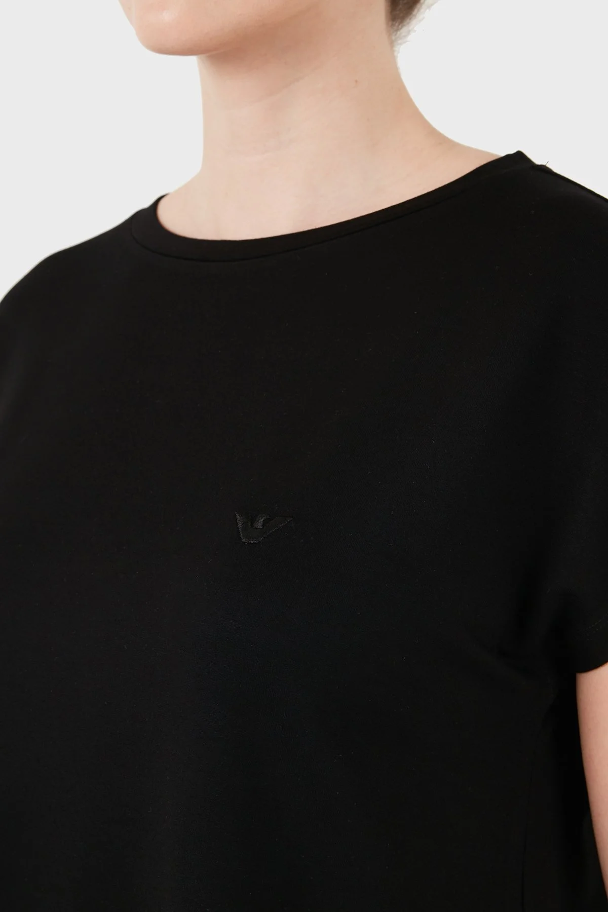 Emporio Armani Logolu Relaxed Fit Yuvarlak Kadın T Shirt EW002908 AF19032 UC001 SİYAH - 5