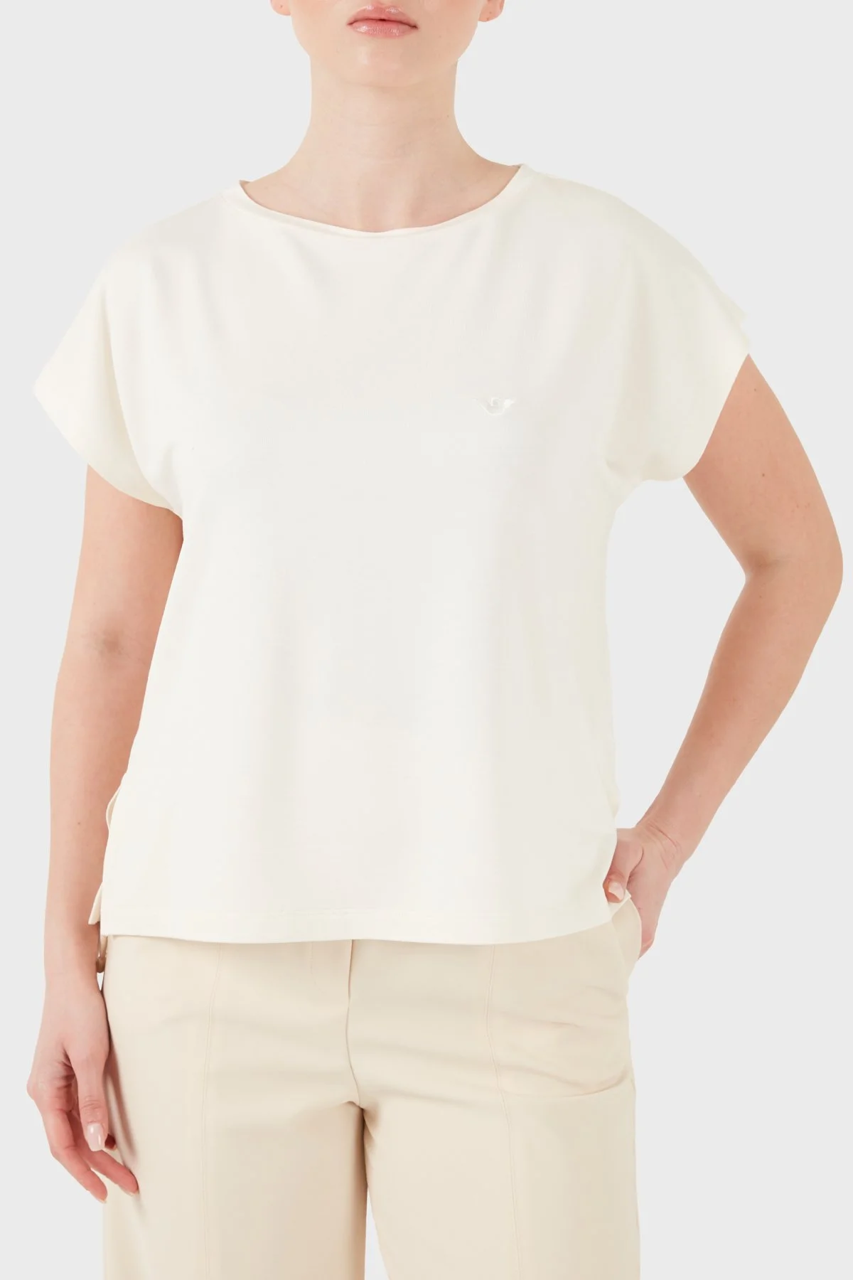 Emporio Armani Logolu Relaxed Fit Yuvarlak Yaka Kadın T Shirt EW002908 AF19032 U1054 EKRU - 5