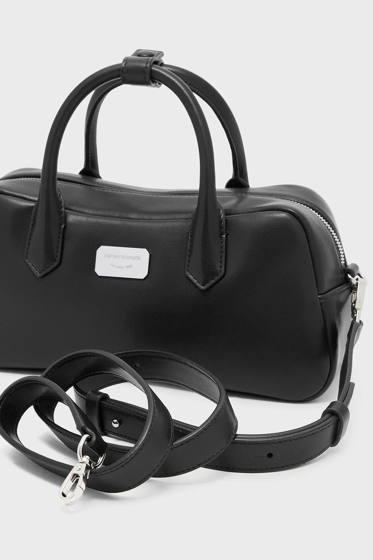 Emporio Armani Logolu Sabit Askılı ve Ayarlanabilir Askılı Bayan Çanta EW003824 AF18673 UC001 SİYAH - 5