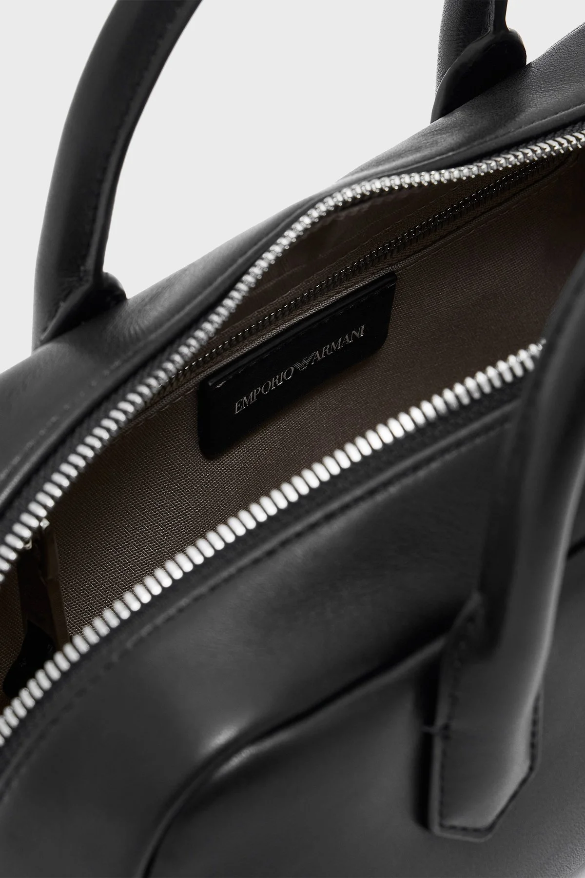 Emporio Armani Logolu Sabit Askılı ve Ayarlanabilir Askılı Bayan Çanta EW003824 AF18673 UC001 SİYAH - 6