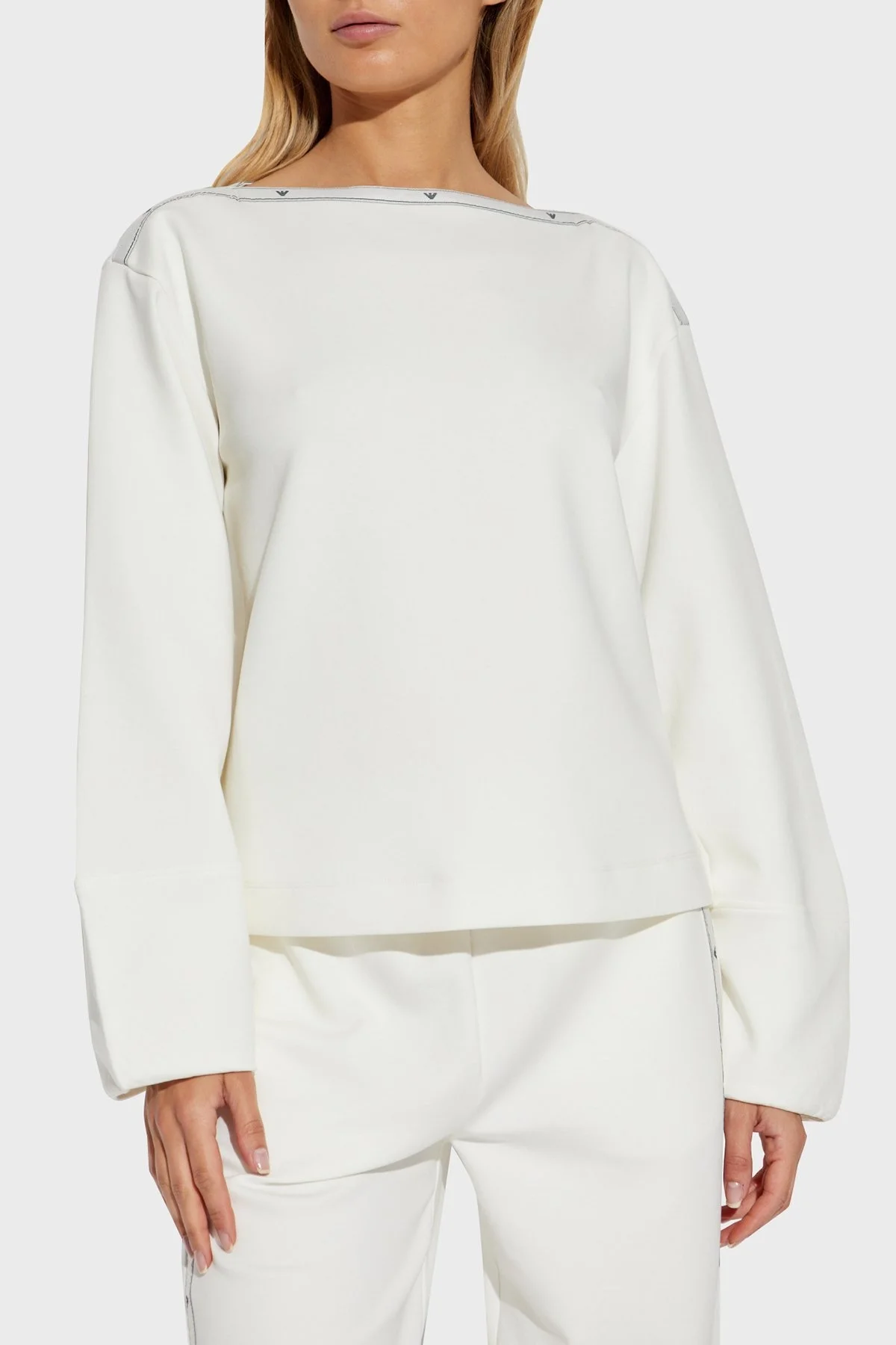 Emporio Armani Logolu Streç Pamuklu Comfort Fit Bayan Sweat 6D2M6C 1JHSZ 0101 BEYAZ - 1