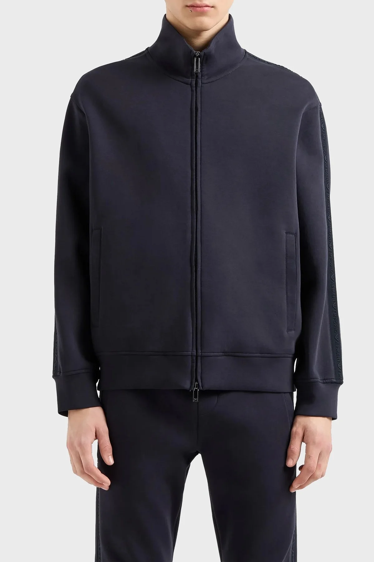 Emporio Armani Logolu Streç Pamuklu Regular Fit Erkek Sweat 6D1MA8 1JHSZ 0920 LACİVERT - 1