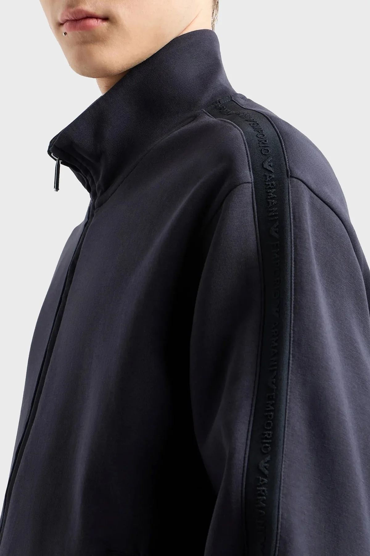 Emporio Armani Logolu Streç Pamuklu Regular Fit Erkek Sweat 6D1MA8 1JHSZ 0920 LACİVERT - 2