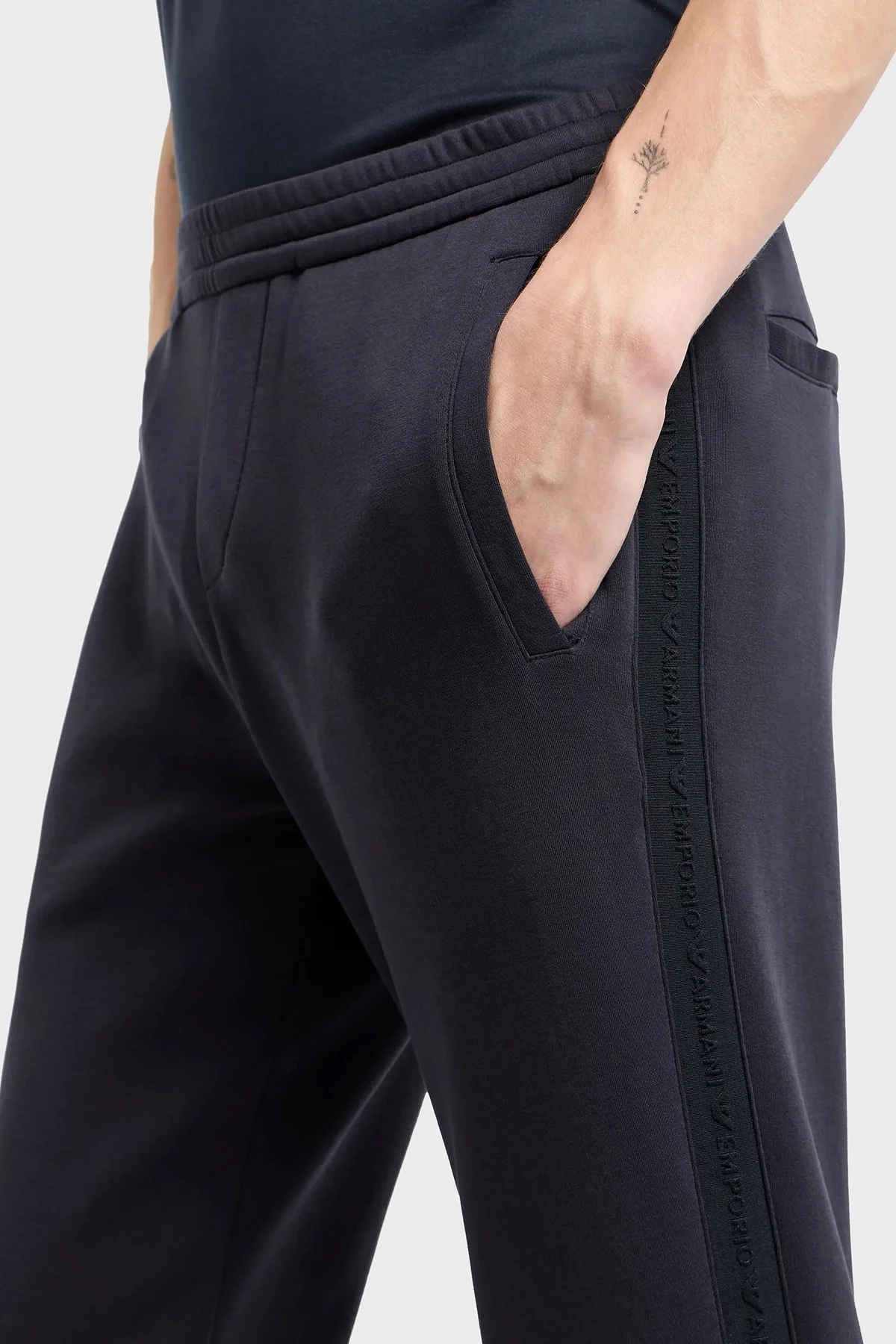 Emporio Armani Logolu Streç Pamuklu Regular Fit Jogger Spor Erkek Pantolon 6D1PK3 1JHSZ 0920 LACİVERT - 4