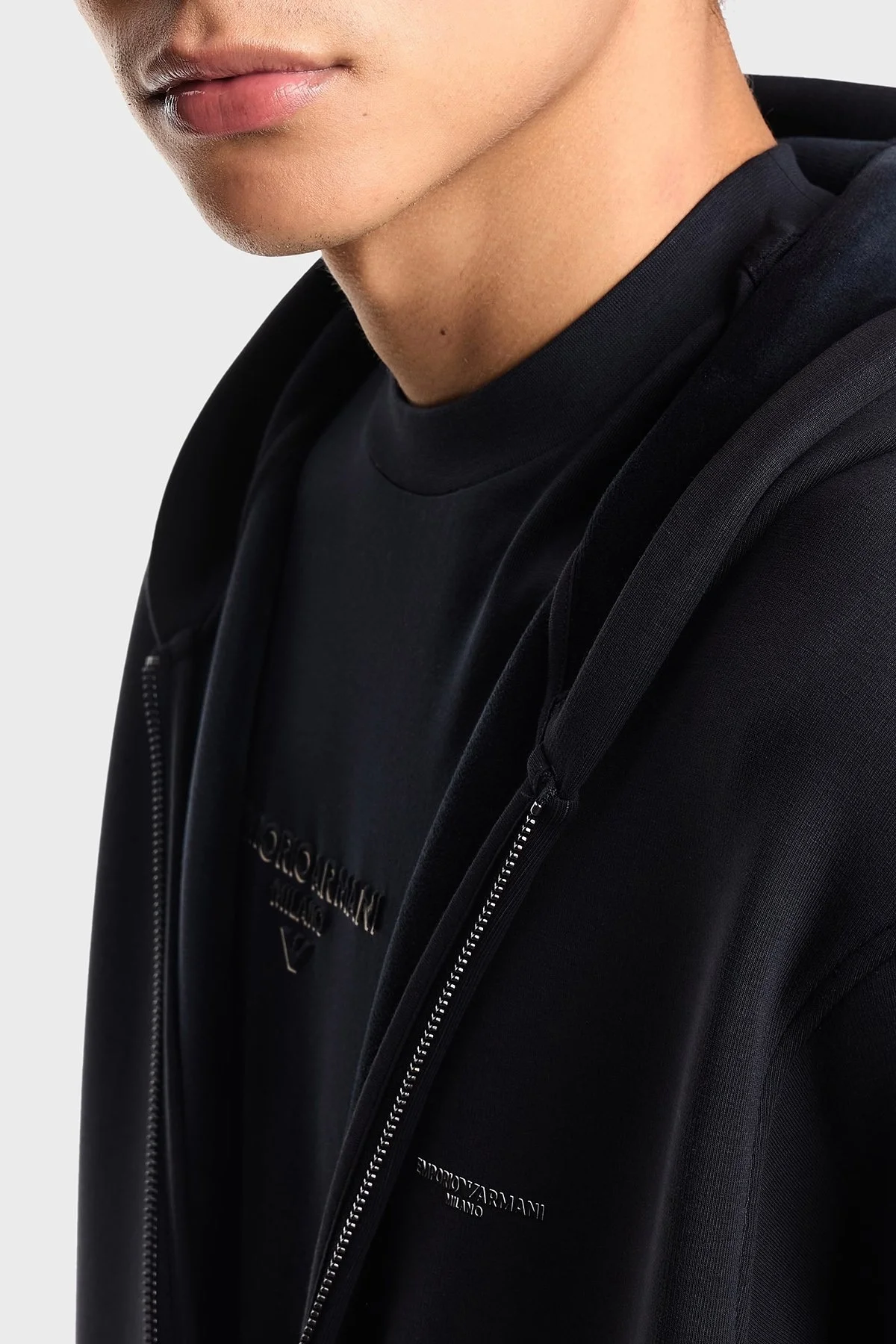 Emporio Armani Logolu Streç Pamuklu Regular Fit Kapüşonlu Erkek Sweat EM002866 AF17547 UB118 LACİVERT - 4