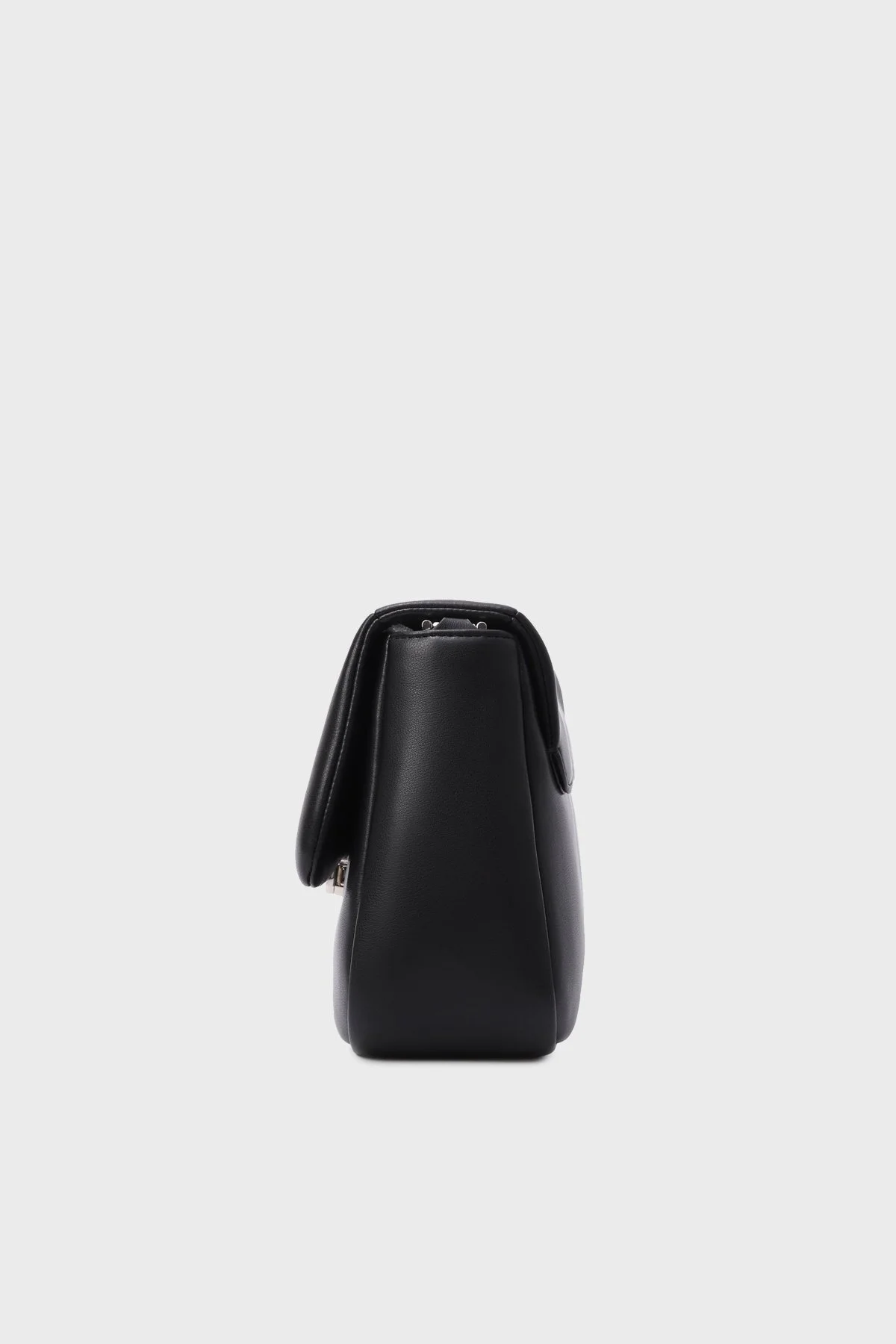 Emporio Armani Logolu Zincir Askılı ve Ayarlanabilir Askılı Bayan Çanta EW002645 AF18673 UC001 SİYAH - 7