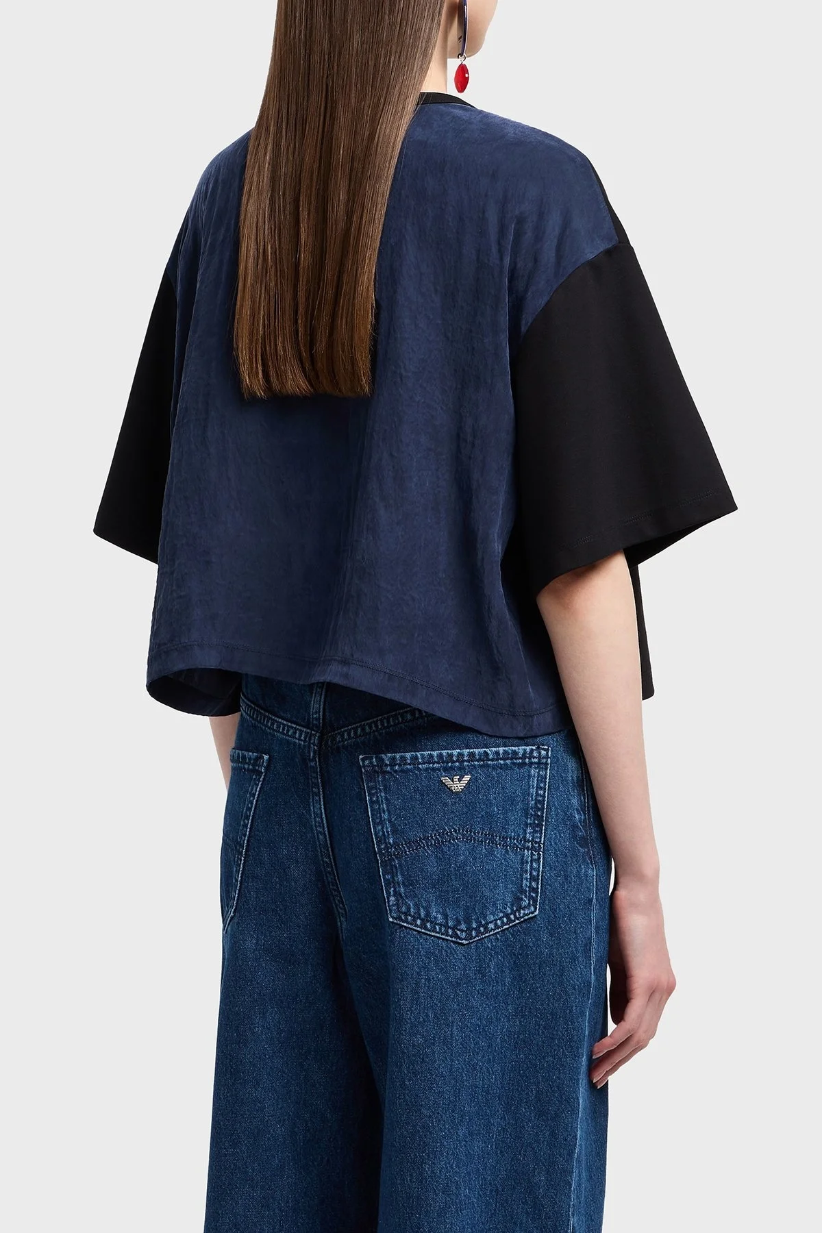 Emporio Armani Loose Fit Bisiklet Yaka Arka Kısmı Cupro Bayan T Shirt EW000488 AF12911 UC001 SİYAH - 8