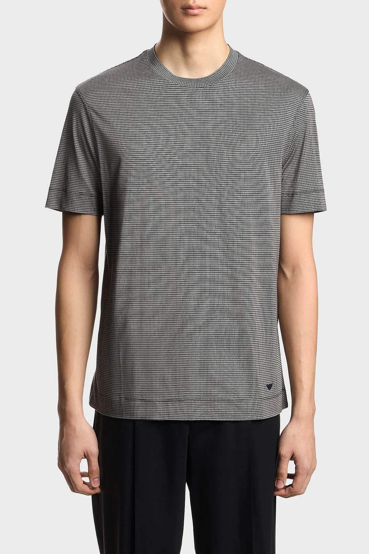 Emporio Armani Mikro Baskılı Pamuk Karışımlı Regular Fit Erkek T Shirt EM004914 AF24857 F1158 BEJ - 1