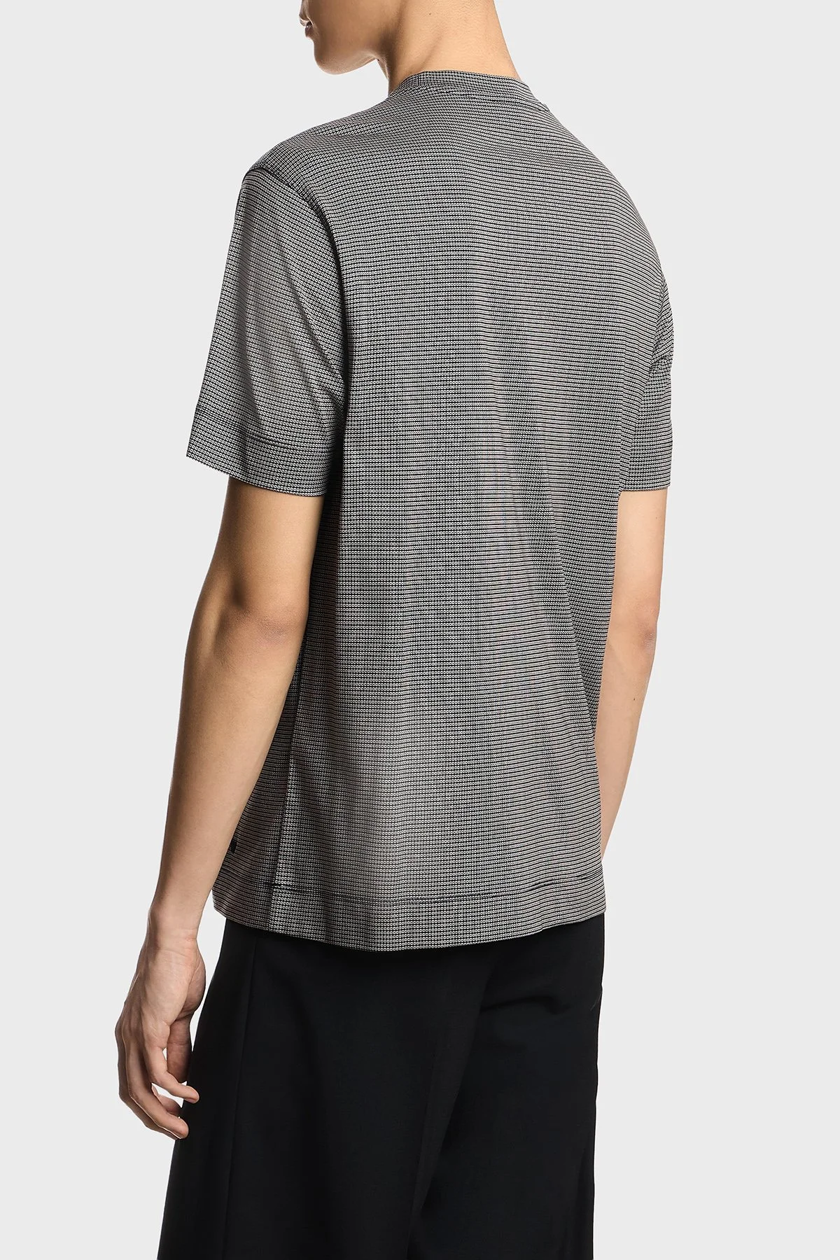 Emporio Armani Mikro Baskılı Pamuk Karışımlı Regular Fit Erkek T Shirt EM004914 AF24857 F1158 BEJ - 3