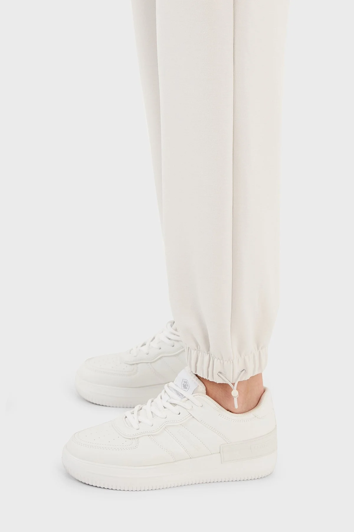 Emporio Armani Normal Bel Regular Fit Jogger Spor Bayan Pantolon 6R2P7G 2JRKZ 0103 EKRU - 10