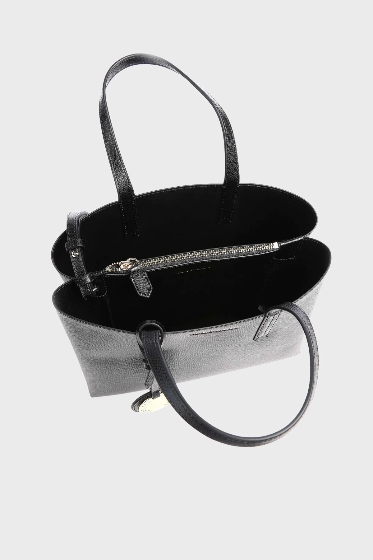 Emporio Armani Logolu Fermuarlı Bayan Çanta Y3D245 YH15A 81386 SİYAH - 3