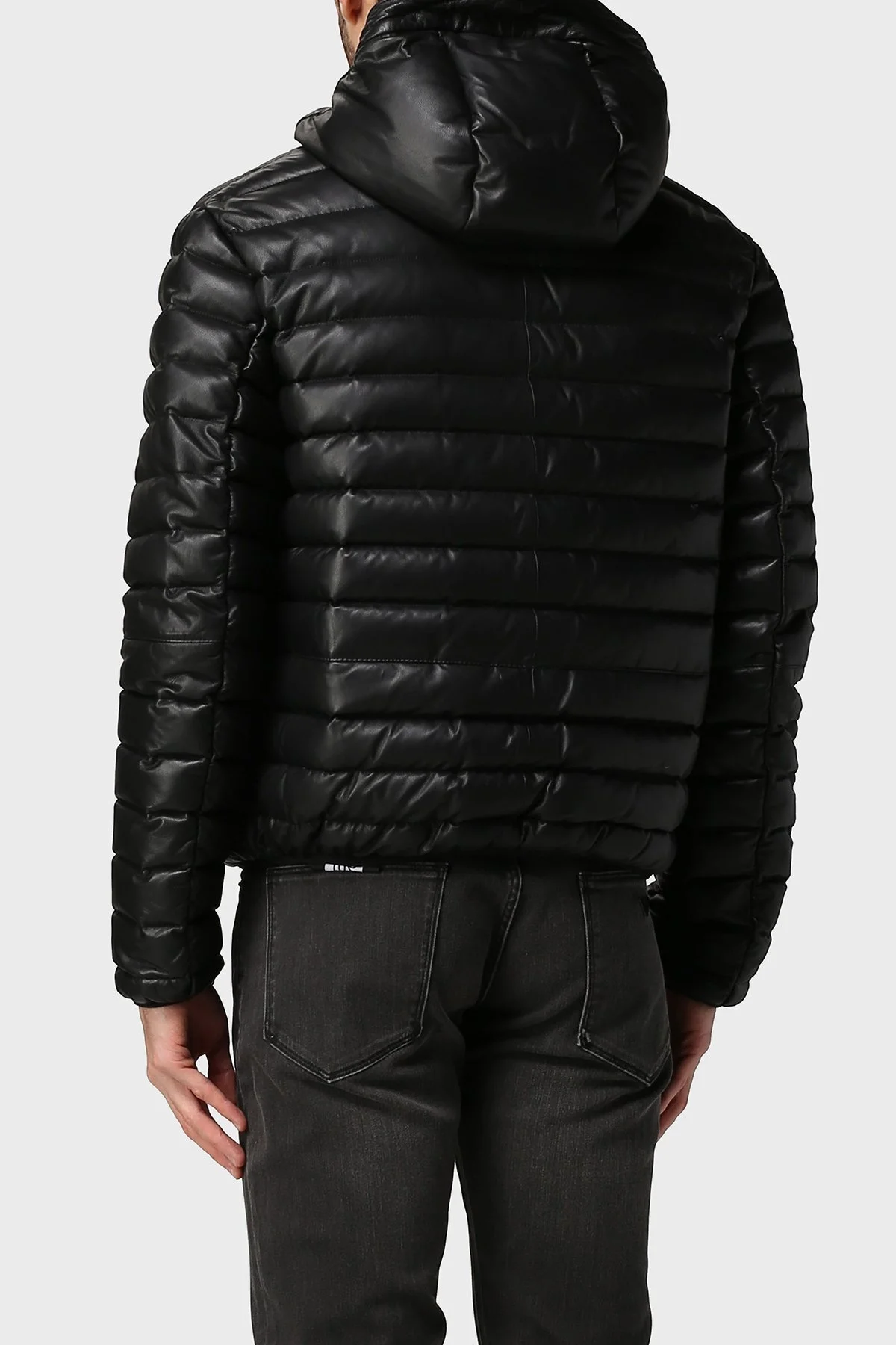 Emporio Armani Ördek Tüyü Dolgulu Kapüşonlu % 100 Kuzu Derisi Erkek Mont B1R03P B1P03 999 SİYAH - 2