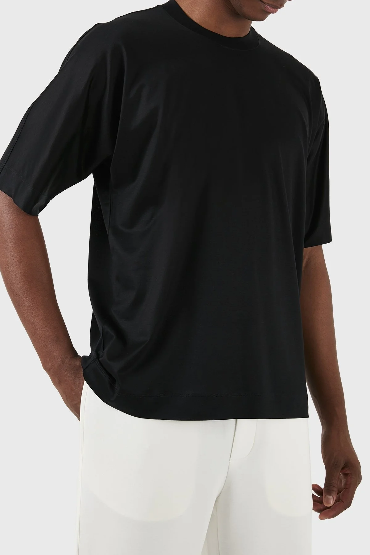 Emporio Armani Oversize Fit Bisiklet Yaka Erkek T Shirt 3D1TG2 1JUVZ 0999 SİYAH - 5