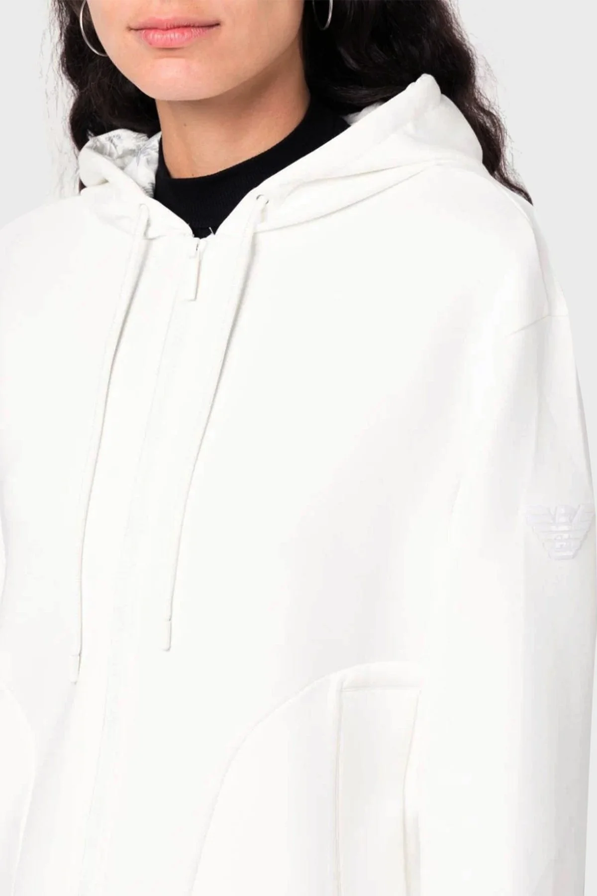 Emporio Armani Pamuk Karışımlı Kapüşonlu Fermuarlı Regular Fit Bayan Sweat 6R2M6E 1JHSZ 0101 BEYAZ - 4