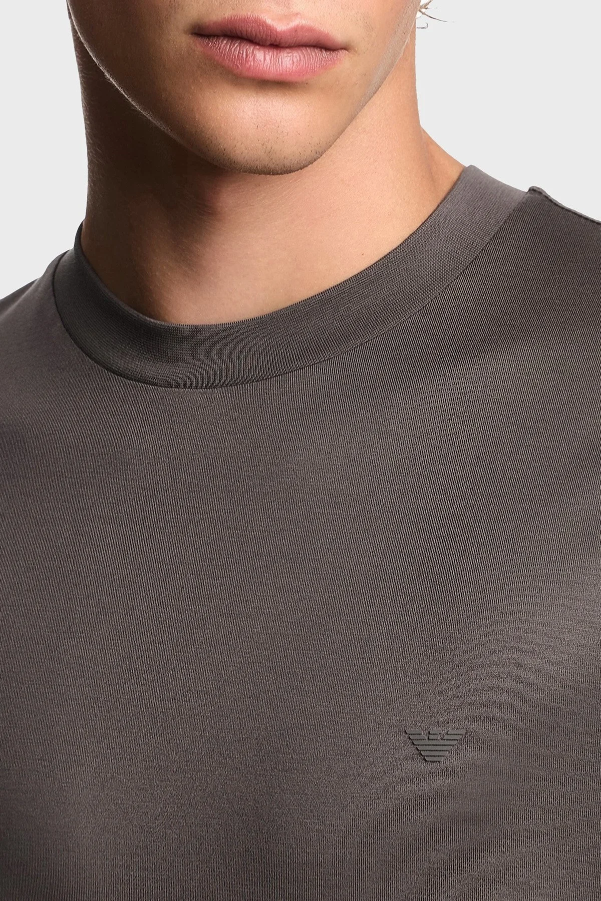 Emporio Armani Pamuk Karışımlı Regular Fit Bisiklet Yaka Logolu Erkek T Shirt EM003137 AF10761 U8143 ANTRASİT - 4