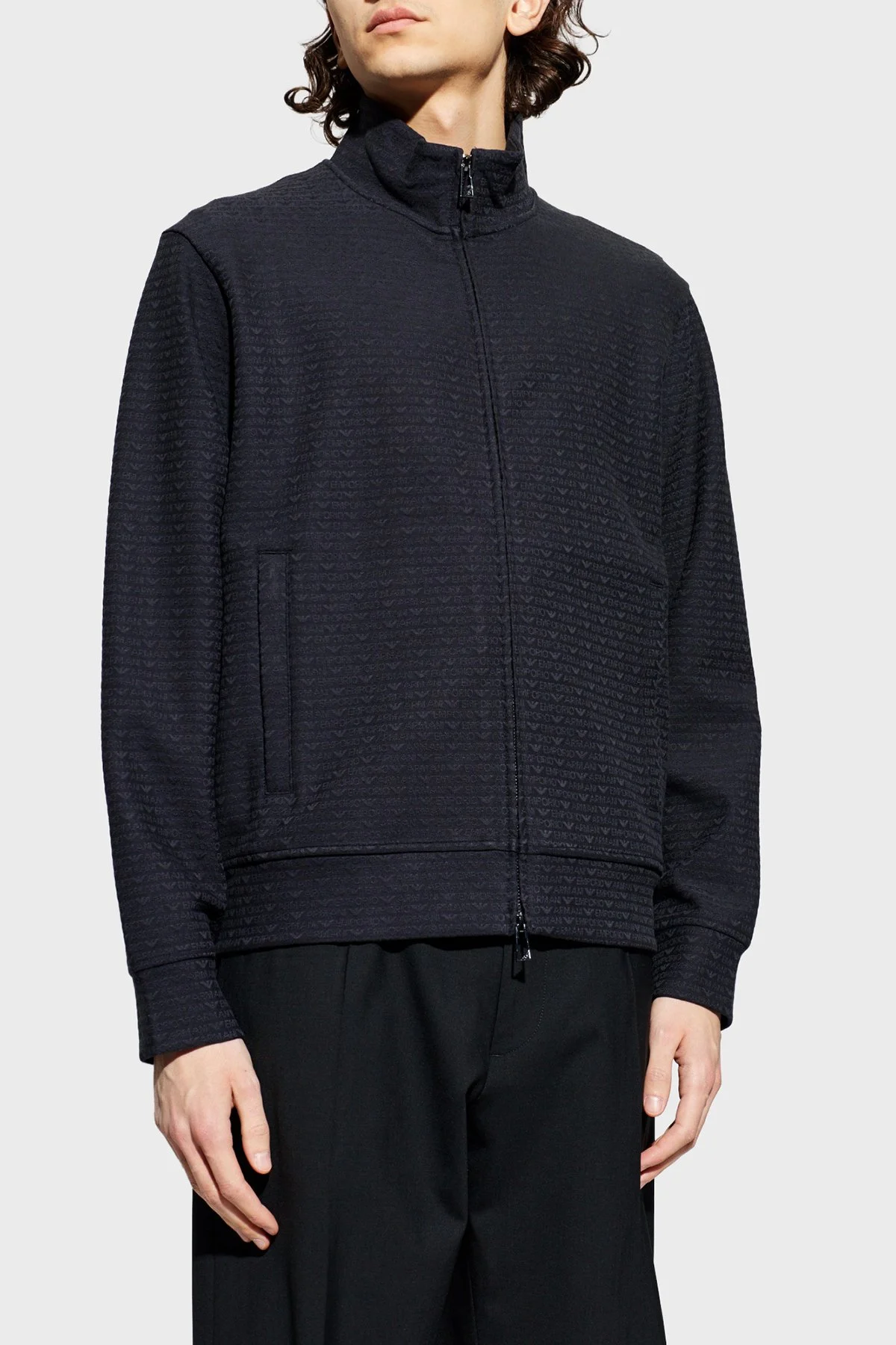 Emporio Armani Pamuk Karışımlı Regular Fit Fermuarlı Dik Yaka Logolu Erkek Sweat EM004534 AF13700 FB413 LACİVERT - 1