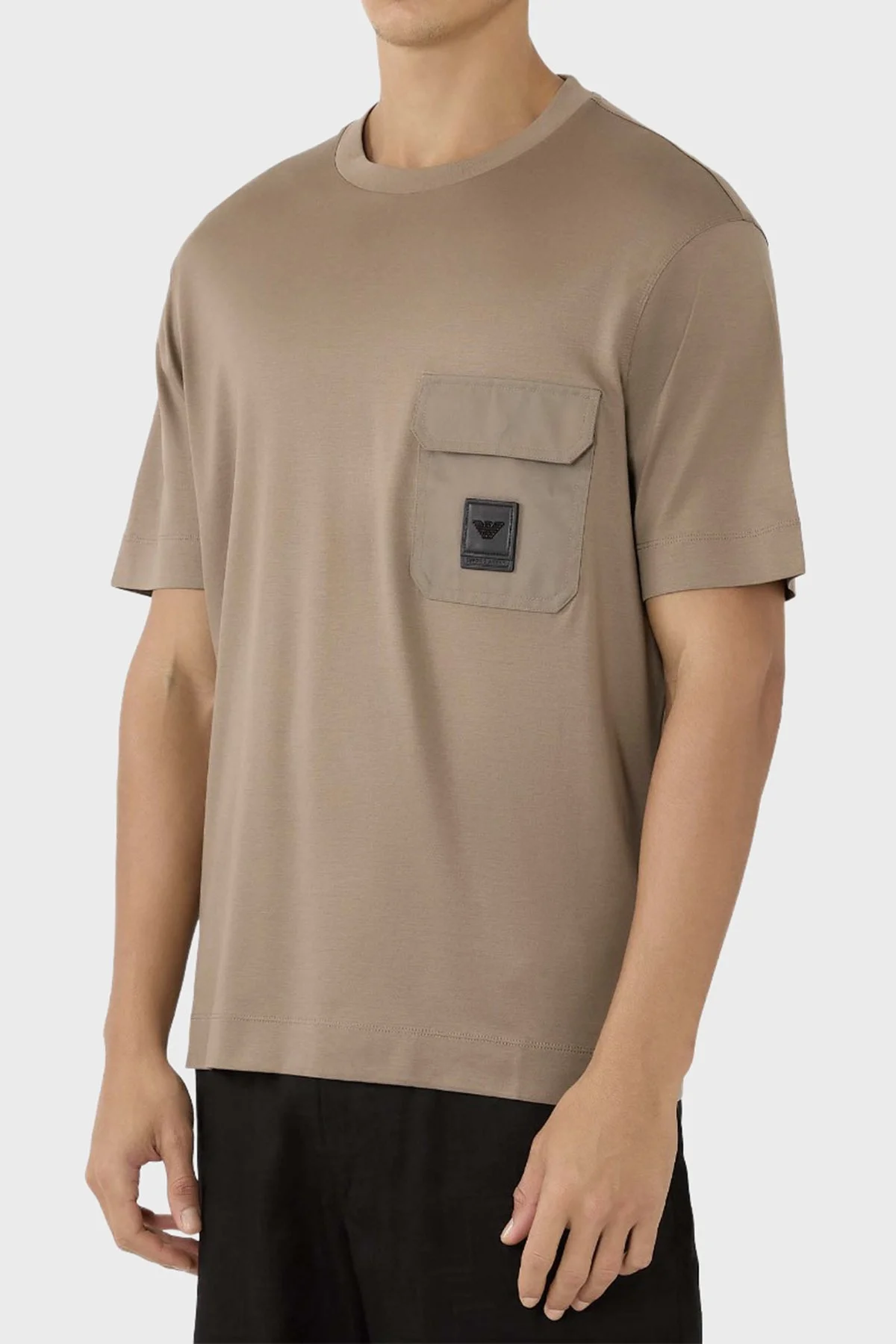 Emporio Armani Pamuk Karışımlı Regular Fit Logolu Cep Detaylı Erkek T Shirt EM002978 AF10761 U6189 KAHVE - 1