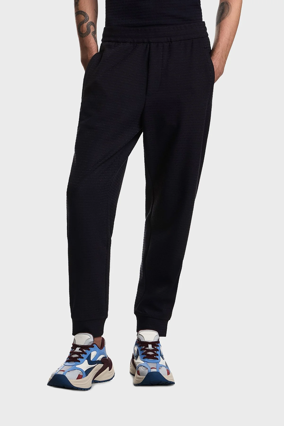 Emporio Armani Pamuk Karışımlı Regular Fit Logolu Normal Bel Erkek Pantolon EM004535 AF13700 FB413 LACİVERT - 1