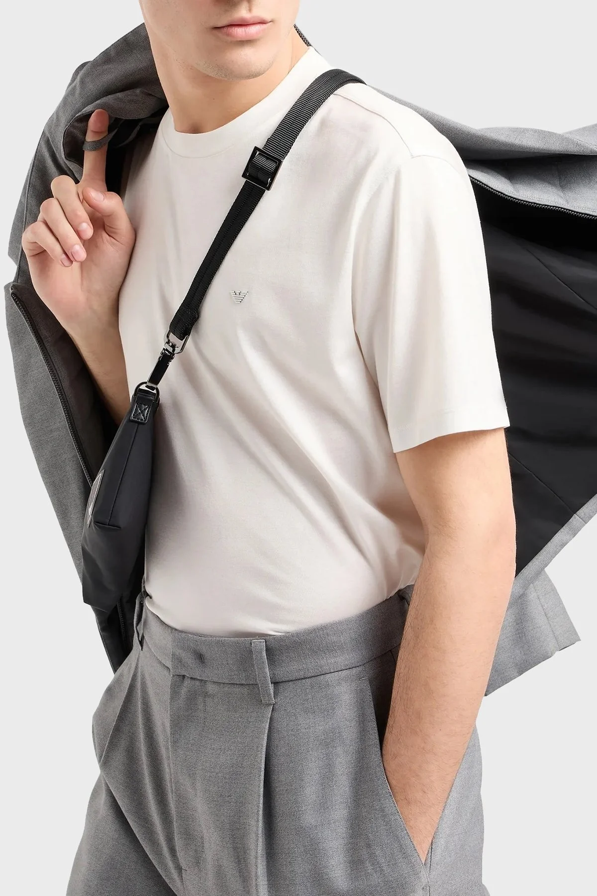 Emporio Armani Pamuk ve Liyosel Karışımlı Erkek T Shirt EM000311 AF10761 U0003 BEYAZ - 7