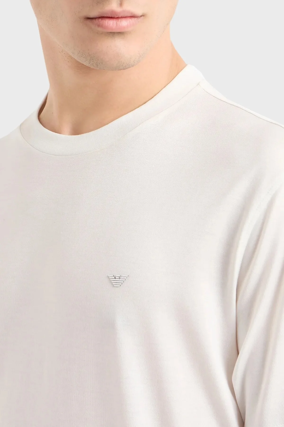 Emporio Armani Pamuk ve Liyosel Karışımlı Erkek T Shirt EM000311 AF10761 U0003 BEYAZ - 9