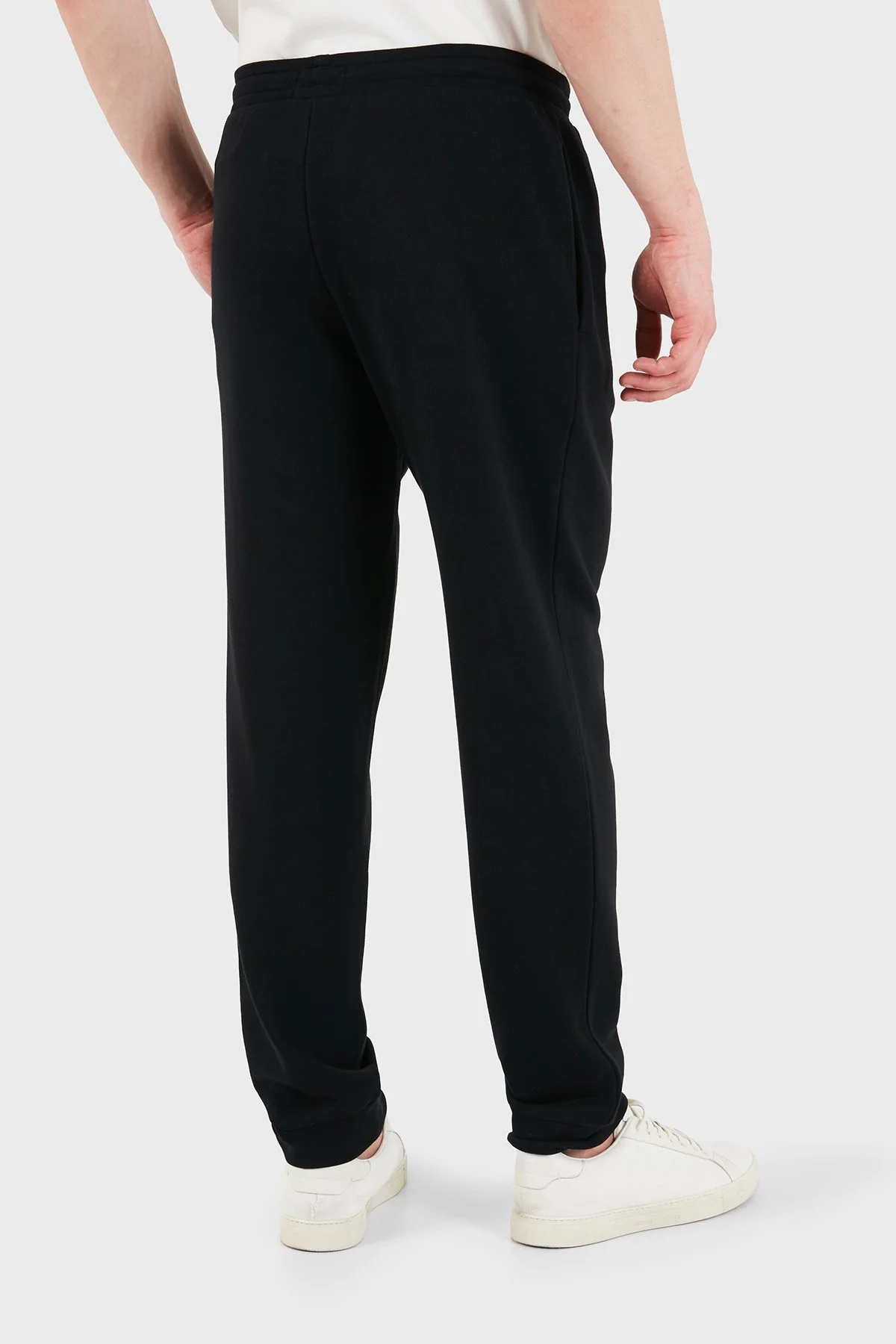 Emporio Armani Pamuk ve Modal Karışımlı Relaxed Fit Jogger Erkek Pantolon EM000500 AF19060 UC001 SİYAH - 3