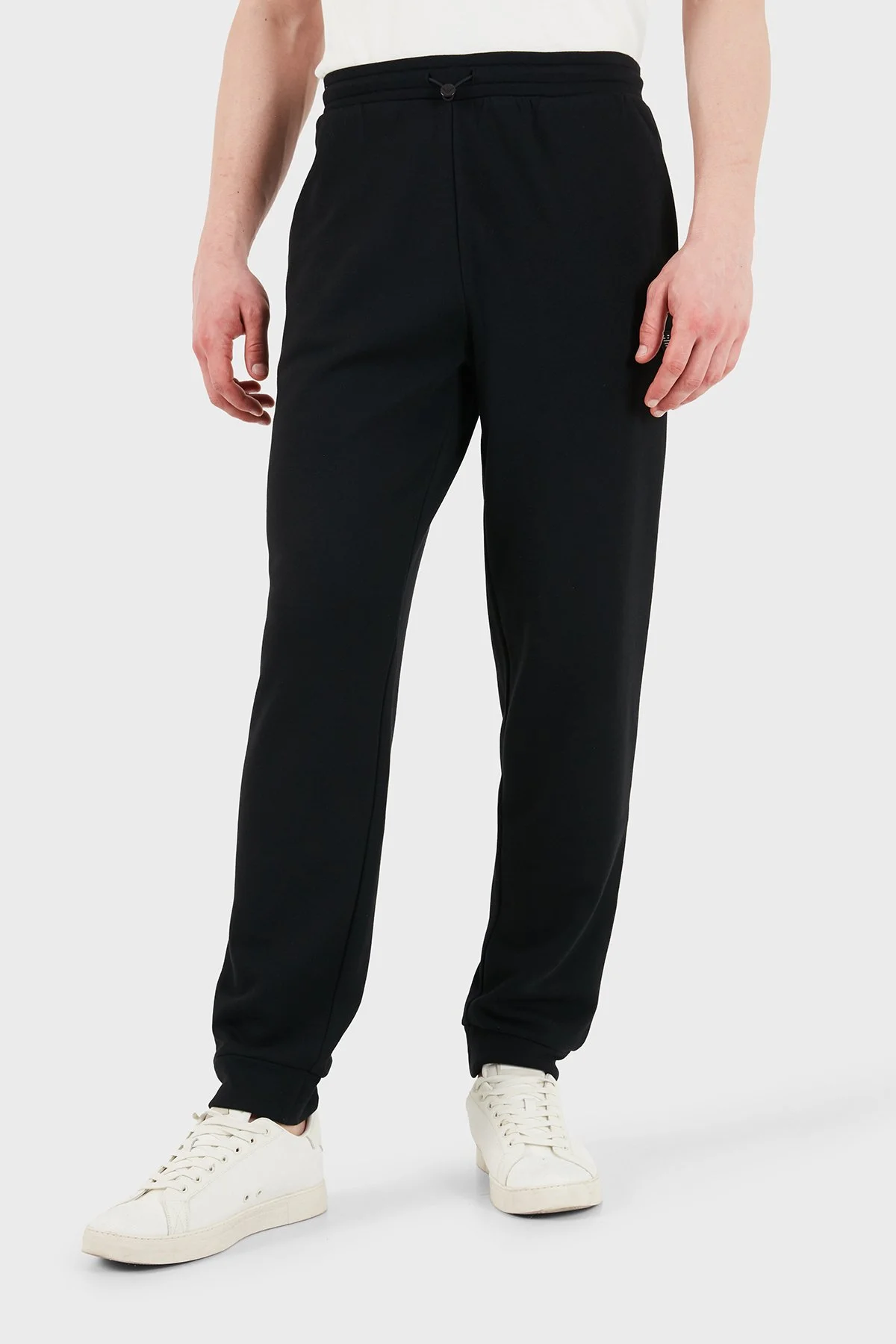 Emporio Armani Pamuk ve Modal Karışımlı Relaxed Fit Jogger Erkek Pantolon EM000500 AF19060 UC001 SİYAH - 4