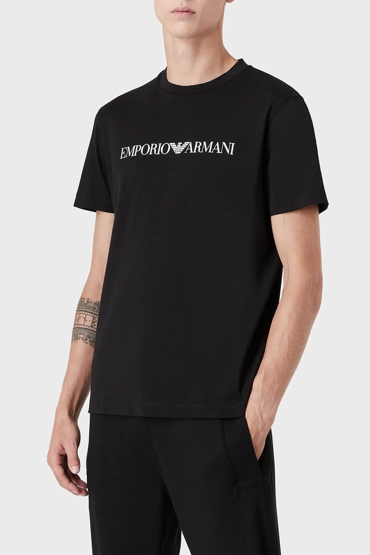 Emporio Armani Pamuklu Baskılı Regular Fit Bisiklet Yaka Erkek T Shirt 8N1TN5 1JPZZ 0021 SİYAH - 1