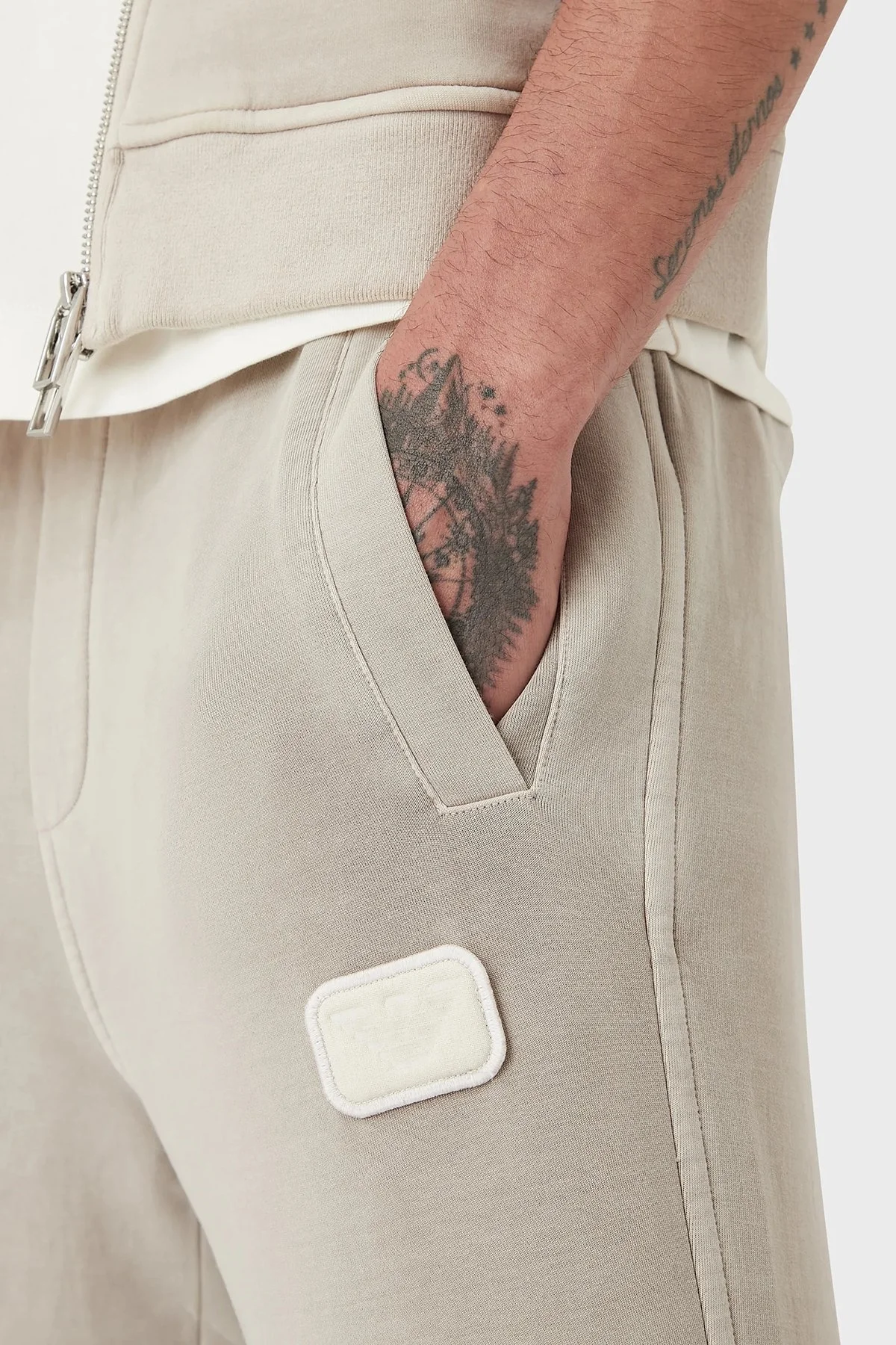 Emporio Armani Pamuklu Belden Bağlamalı Slim Fit Cepli Jogger Erkek Pantolon 6L1P81 1JHSZ 0135 AÇIK BEJ - 4