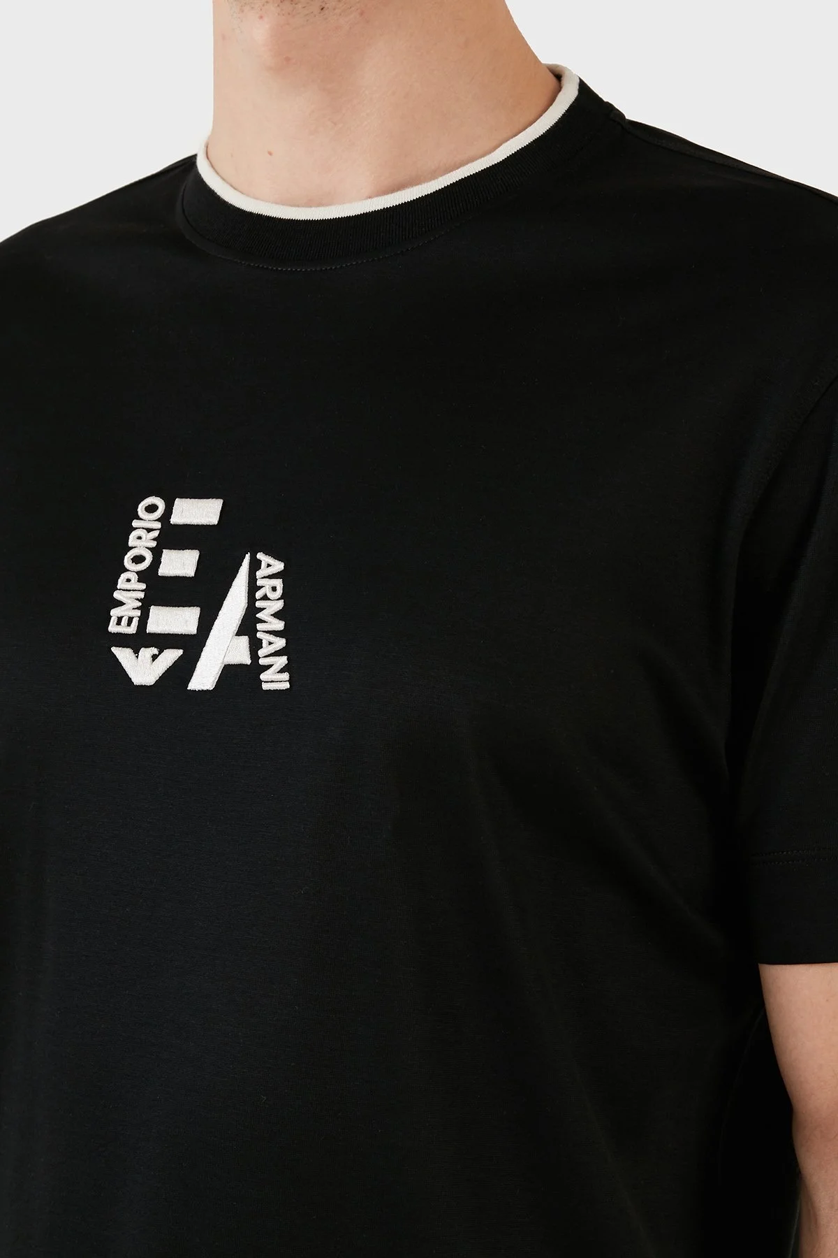 Emporio Armani Pamuklu Bisiklet Yaka Regular Fit Erkek T Shirt 6R1T72 1JUVZ 00A3 SİYAH - 5