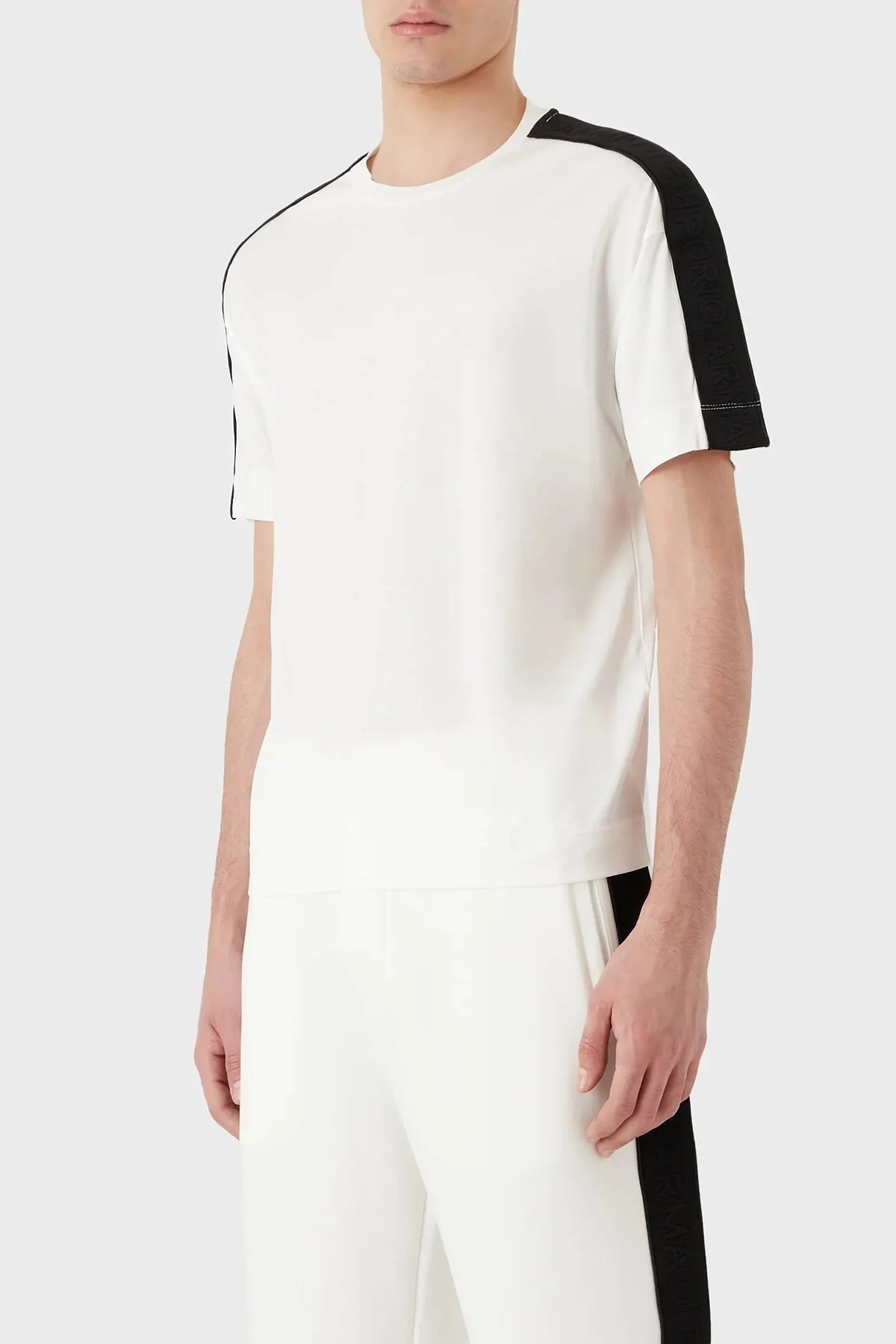 Emporio Armani Pamuklu Bisiklet Yaka Relaxed Fit Erkek T Shirt 3R1TBB 1JUVZ 0101 BEYAZ - 1