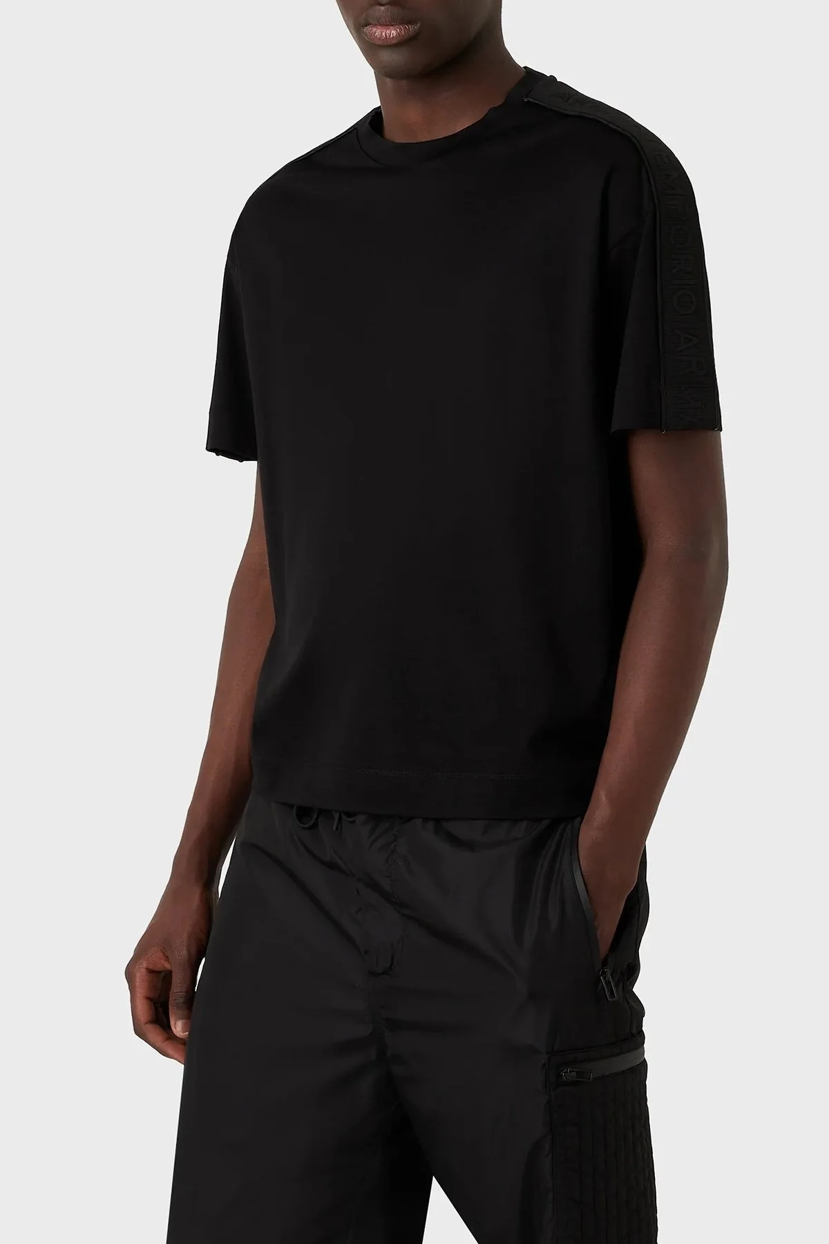 Emporio Armani Pamuklu Bisiklet Yaka Relaxed Fit Erkek T Shirt 3R1TBB 1JUVZ 0999 SİYAH - 1