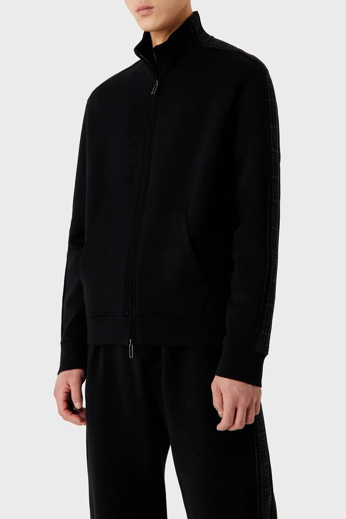 Emporio Armani Pamuklu Fermuarlı Kanguru Cepli Dik Yaka Regular Fit Erkek Sweat 6R1MF1 1JHSZ 0999 SİYAH - 1