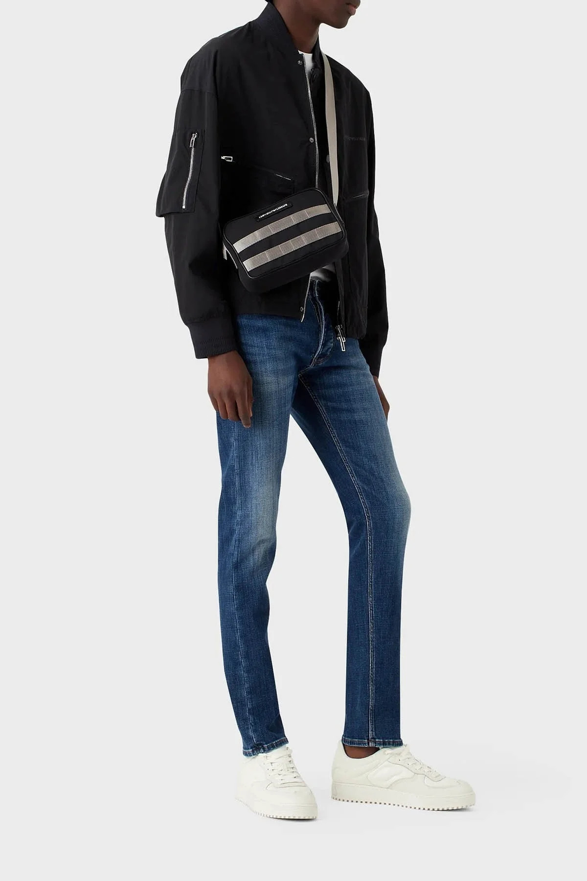 Emporio Armani Pamuklu Düşük Bel Düz Paça Slim Fit J75 Jeans Erkek Kot Pantolon 3R1J75 1D0DZ 0942 MAVİ - 1