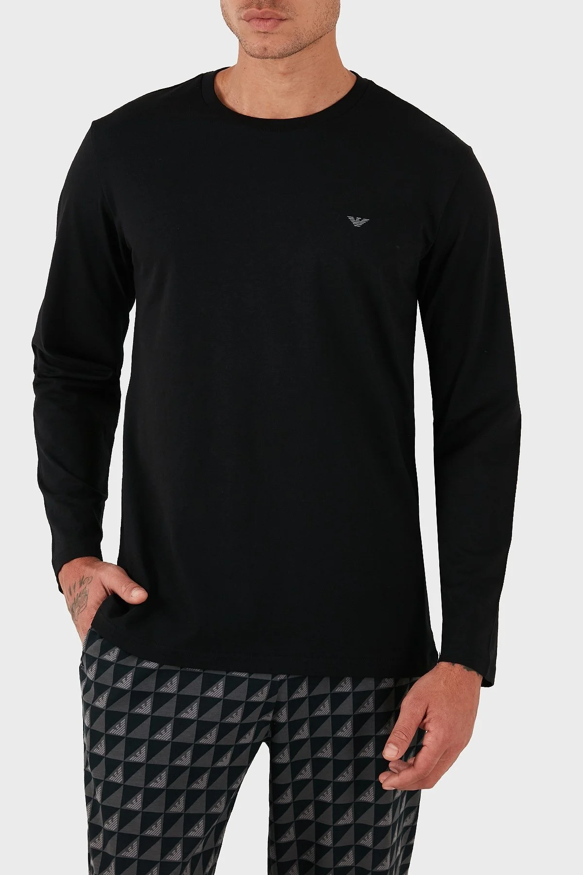 Emporio Armani Pamuklu Jakarlı Regular Fit Normal Bel Bisiklet Yaka Erkek Pijama Takımı EM000611 AF14994 MC273 SİYAH - 6