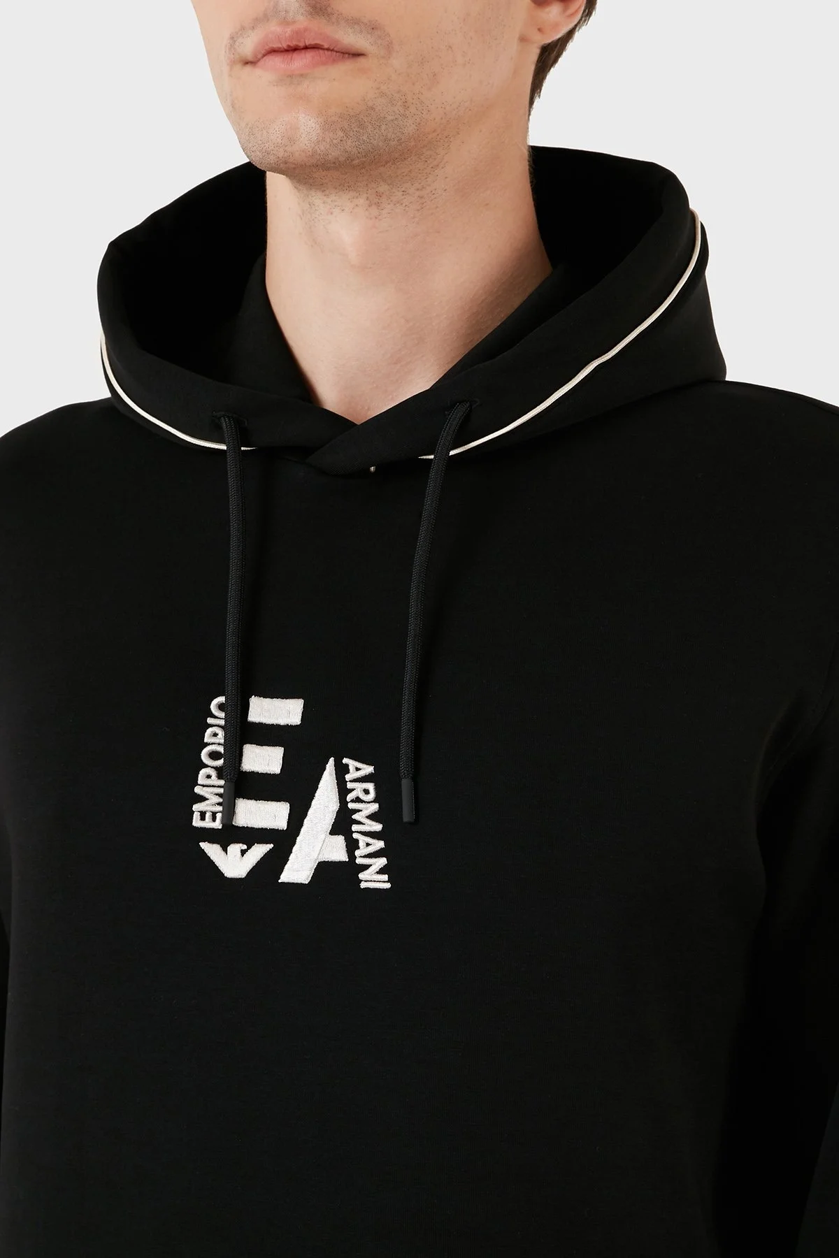 Emporio Armani Pamuklu Kapüşonlu Nakışlı Logo Baskılı Regular Fit Erkek Sweat 6R1ME5 1JHSZ 00A3 SİYAH - 5
